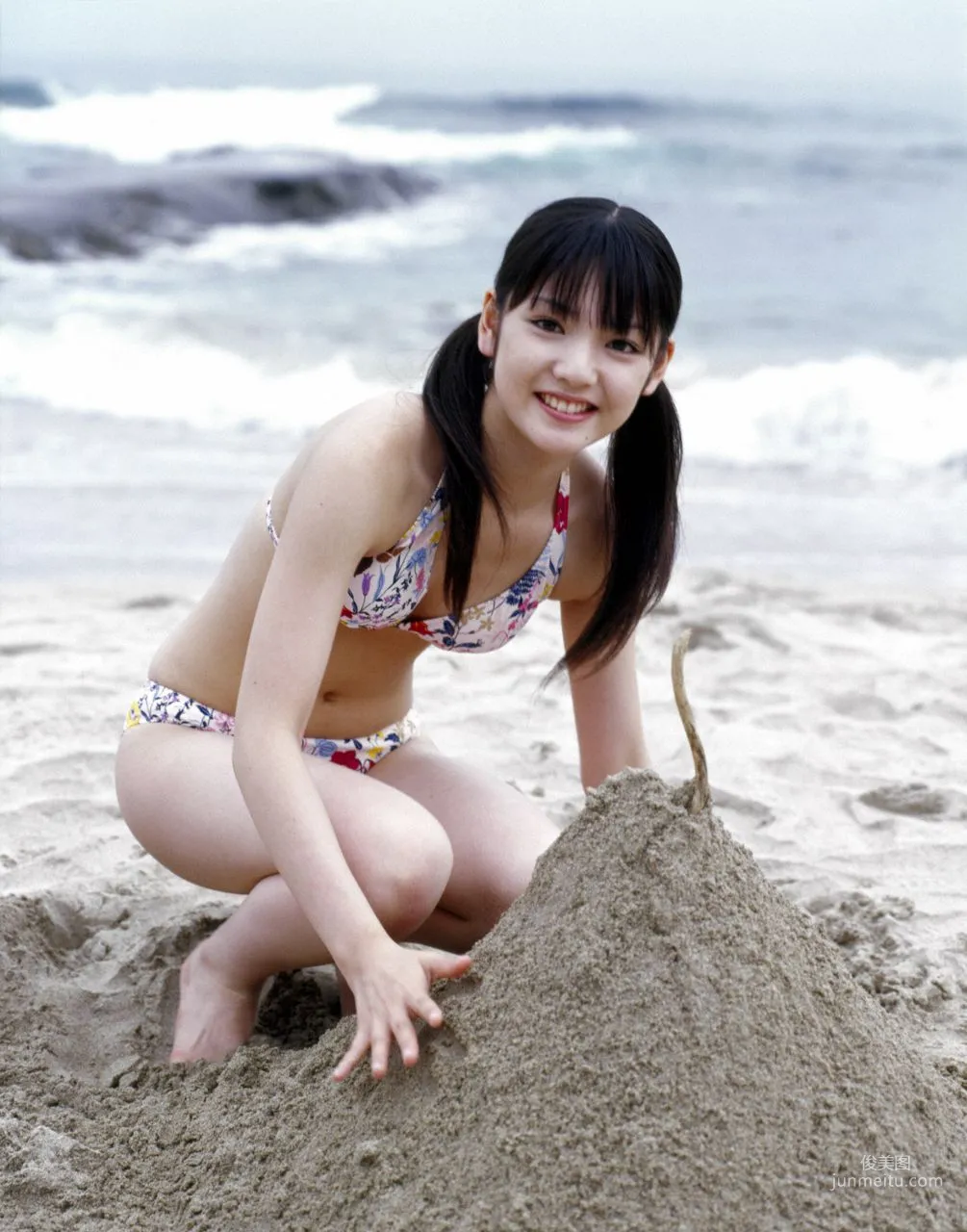 石川梨華、道重さゆみ [Hello! Project Digital Books] Vol.21 寫真集 41
