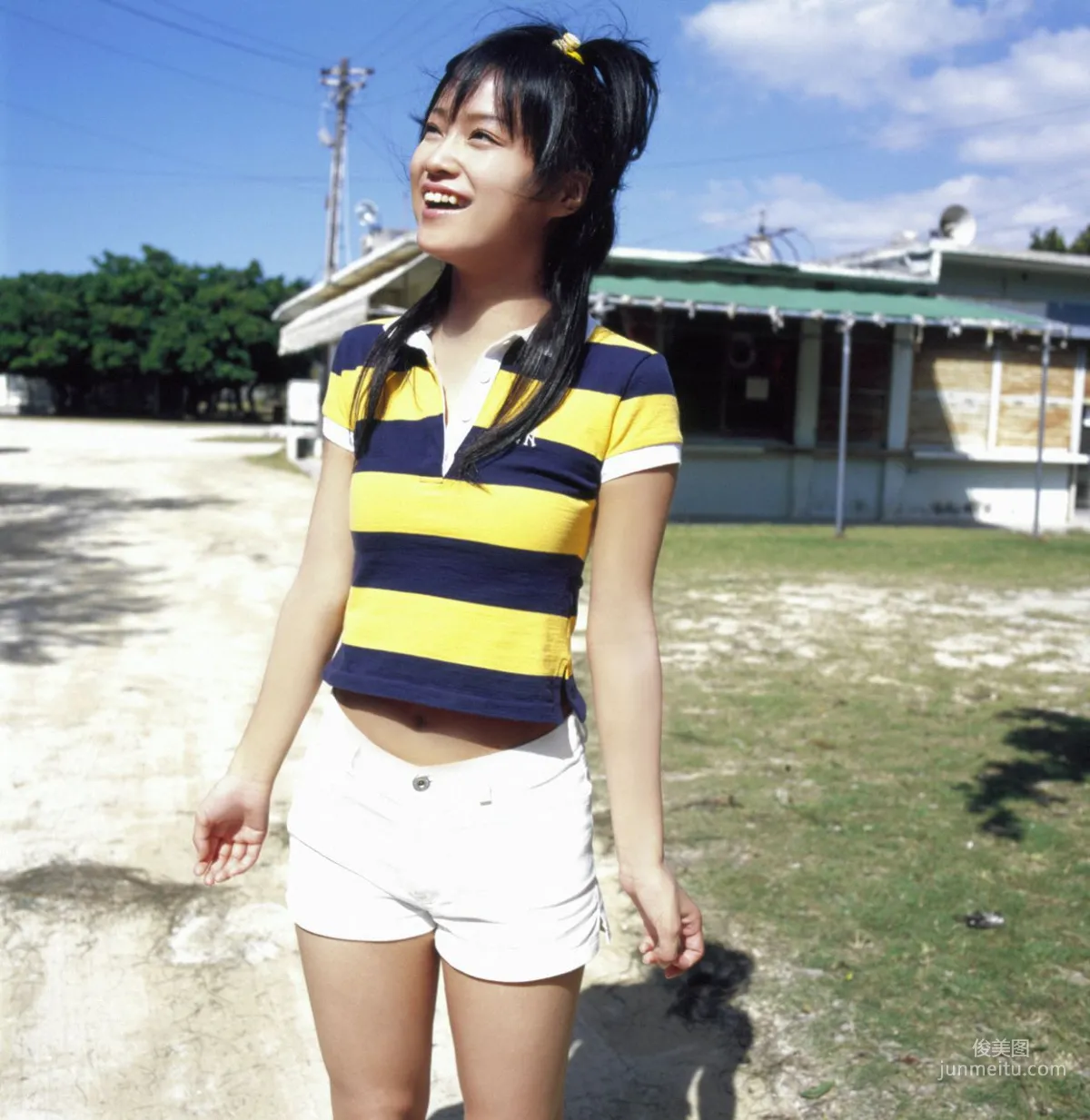Eri Kamei 亀井絵裡 [Hello! Project Digital Books] Vol.17 寫真集 16