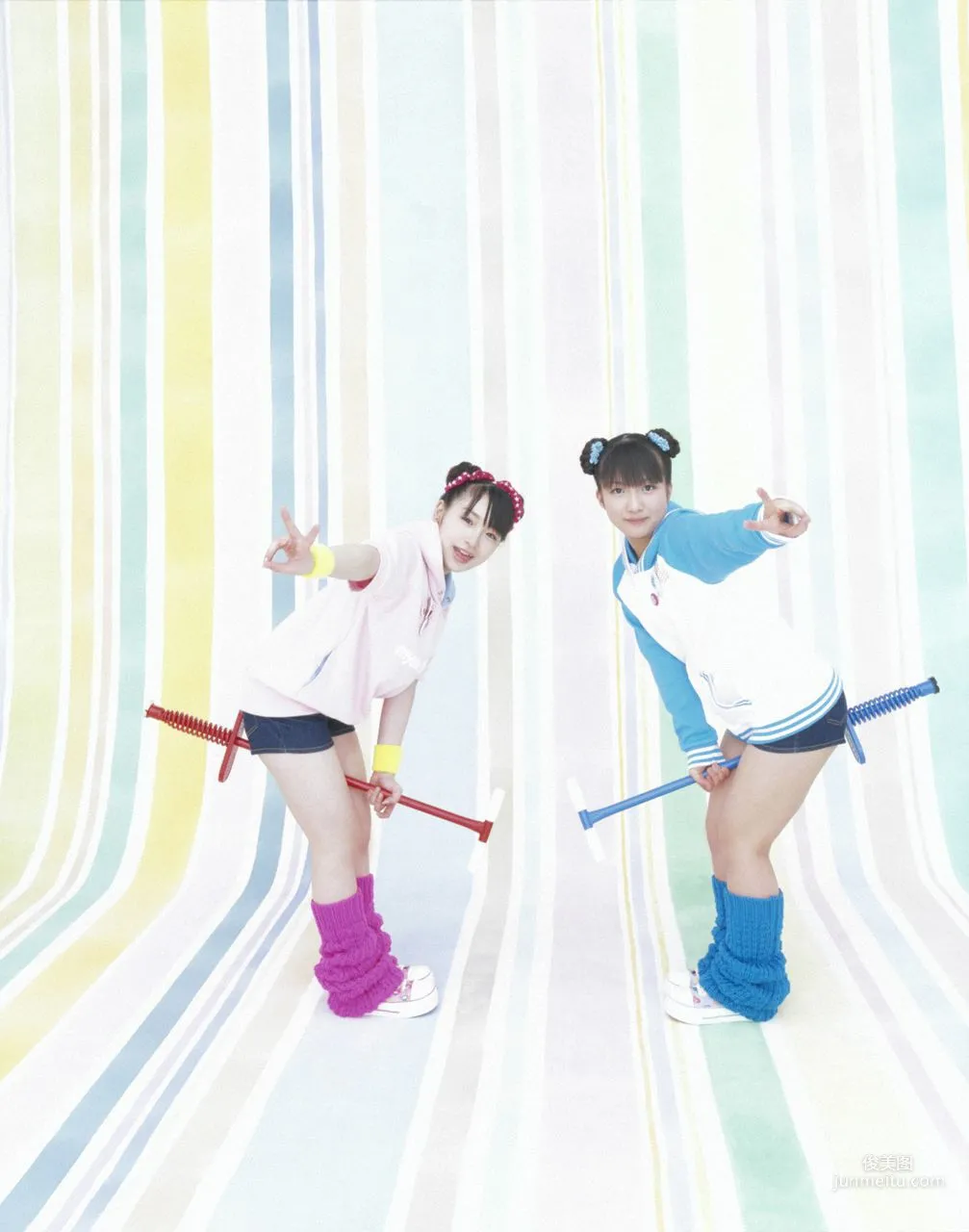 加护亚依、辻希美 [Hello! Project Digital Books] Vol.10 写真集28