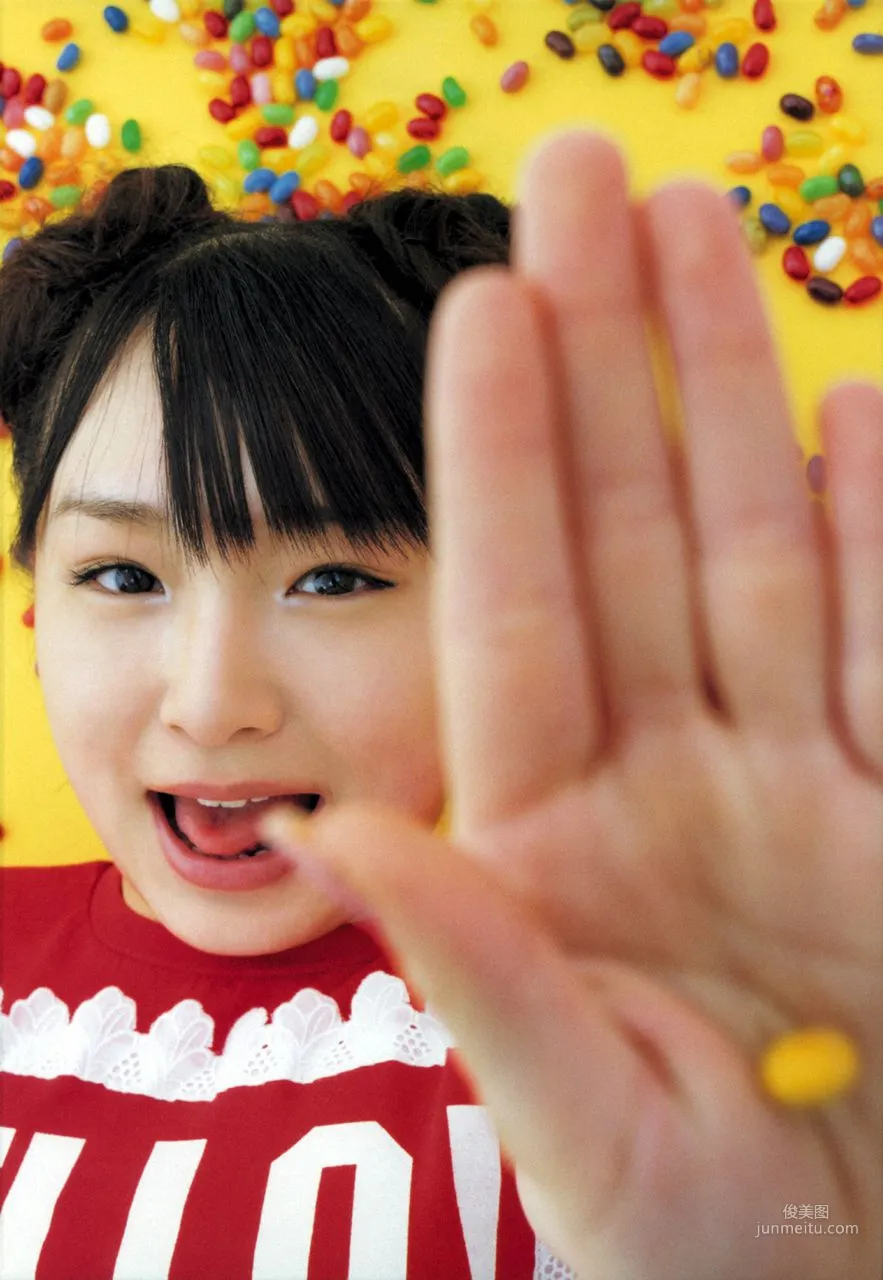 加护亚依、辻希美 [Hello! Project Digital Books] Vol.10 写真集1