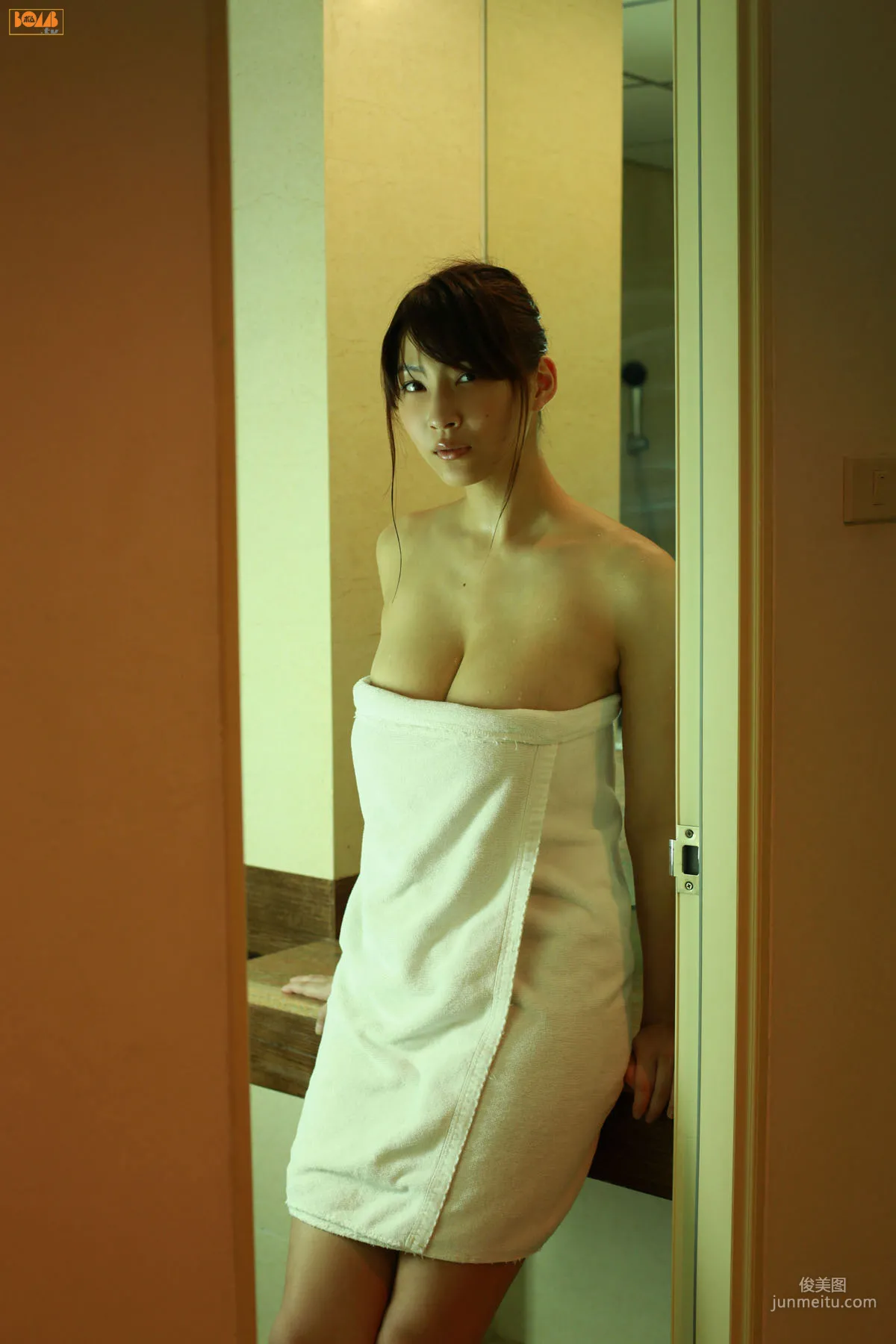 [Bomb.TV] 2011年06月号 Mamoru Asana 護あさな/河野麻奈 寫真集 41