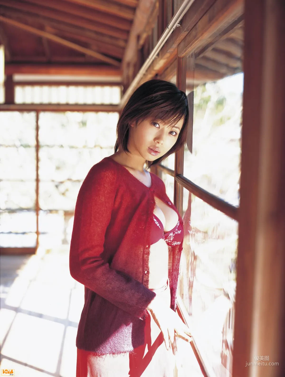 [Bomb.TV] 2005年04月刊 Waka Inoue 井上和香 寫真集 44
