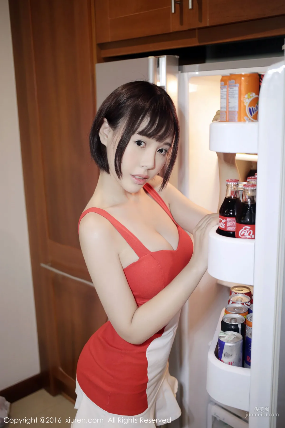 Evelyn艾莉《小紅裙》 [秀人網XiuRen] No.665 寫真集 5