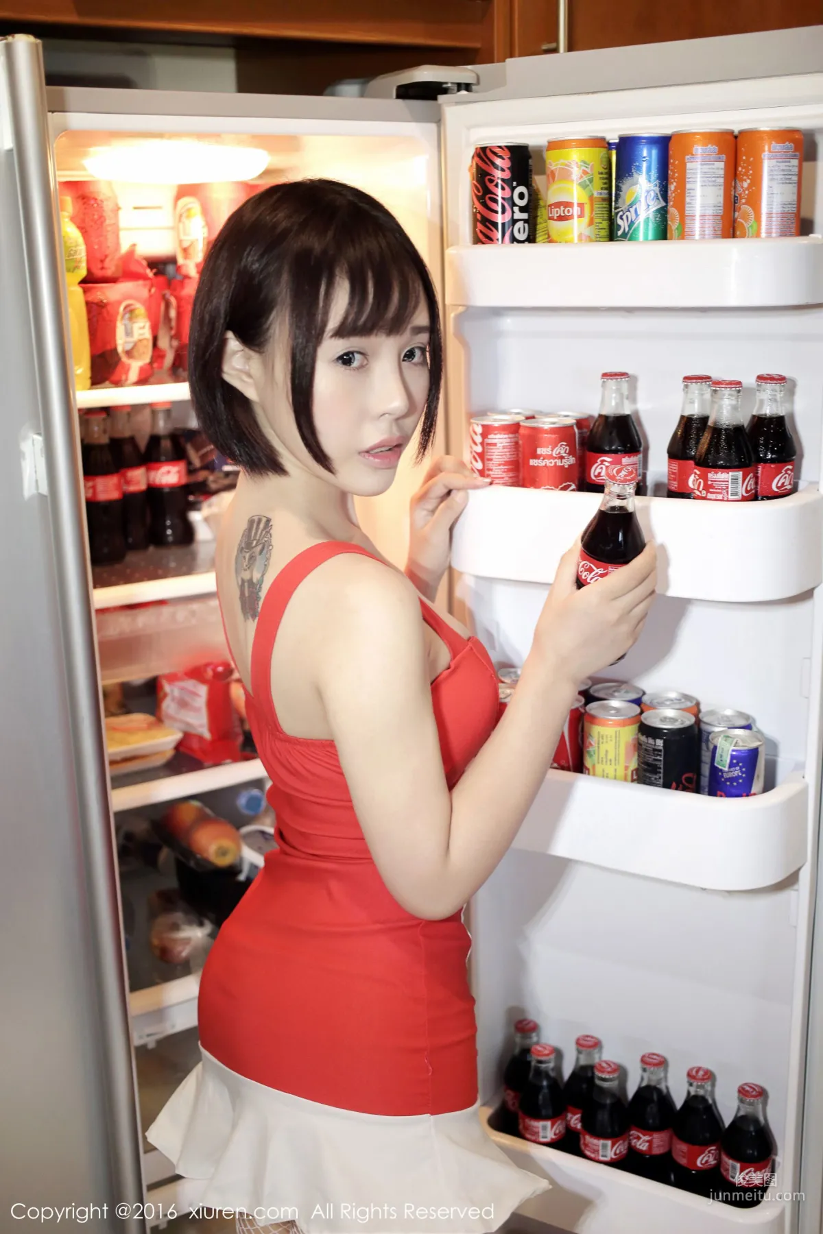 Evelyn艾莉《小紅裙》 [秀人網XiuRen] No.665 寫真集 3