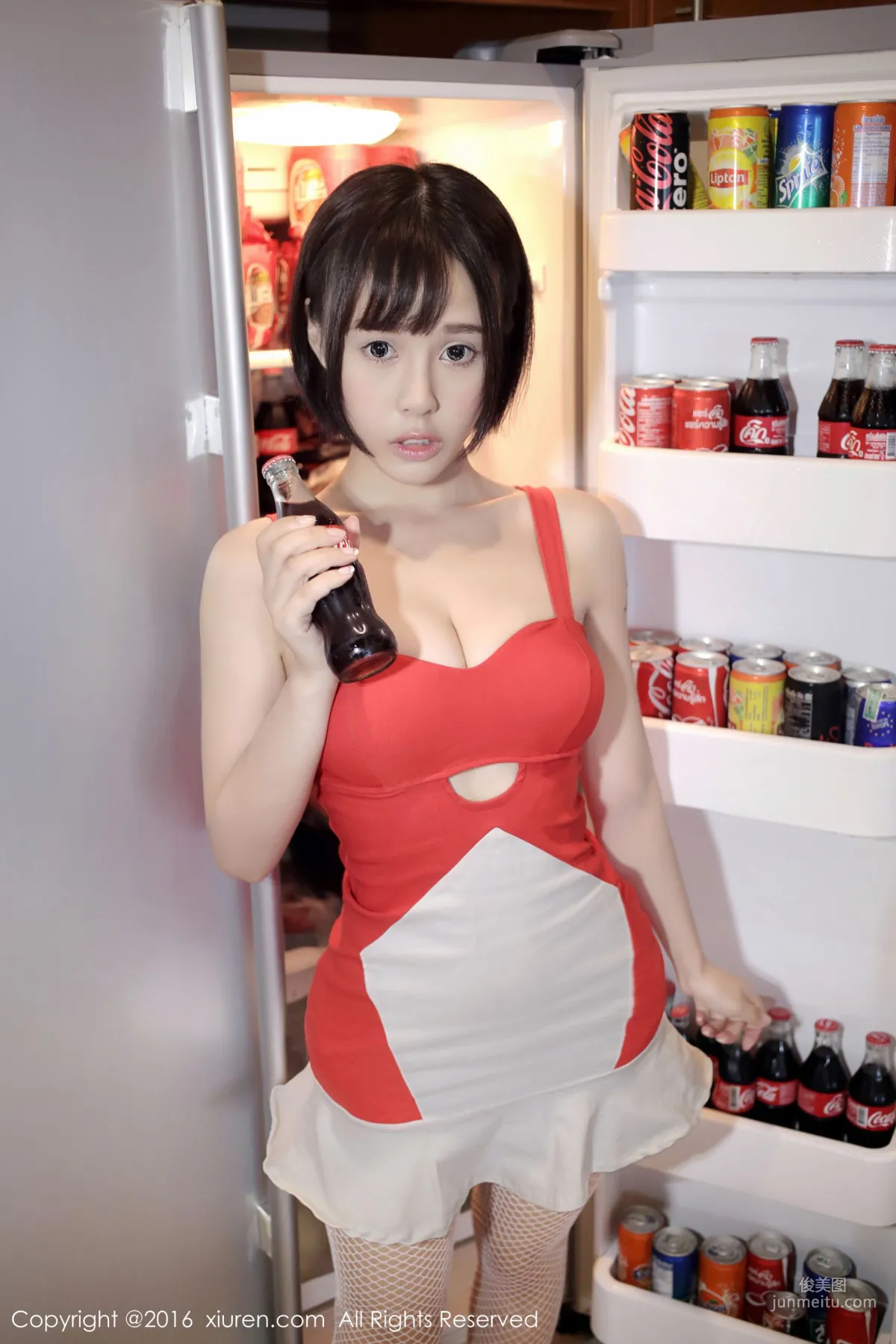 Evelyn艾莉《小紅裙》 [秀人網XiuRen] No.665 寫真集 1