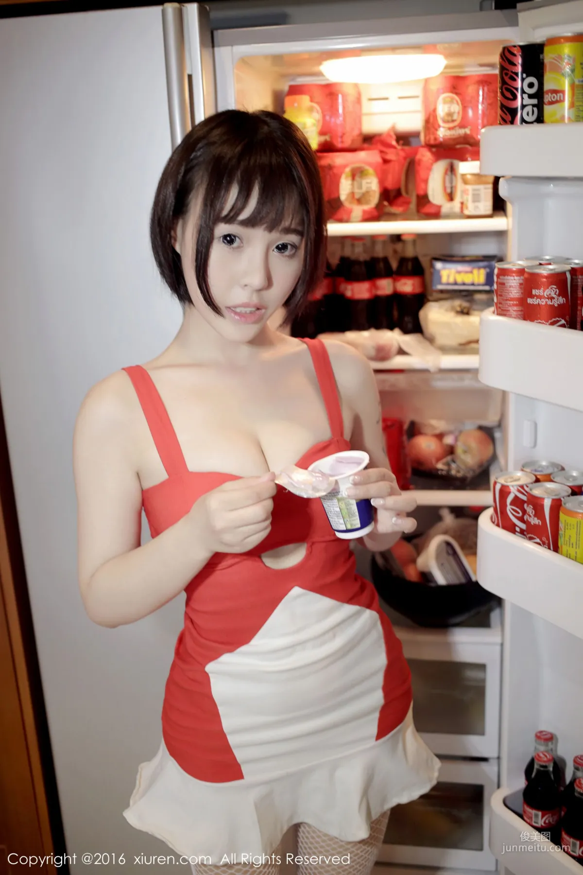 Evelyn艾莉《小紅裙》 [秀人網XiuRen] No.665 寫真集 13