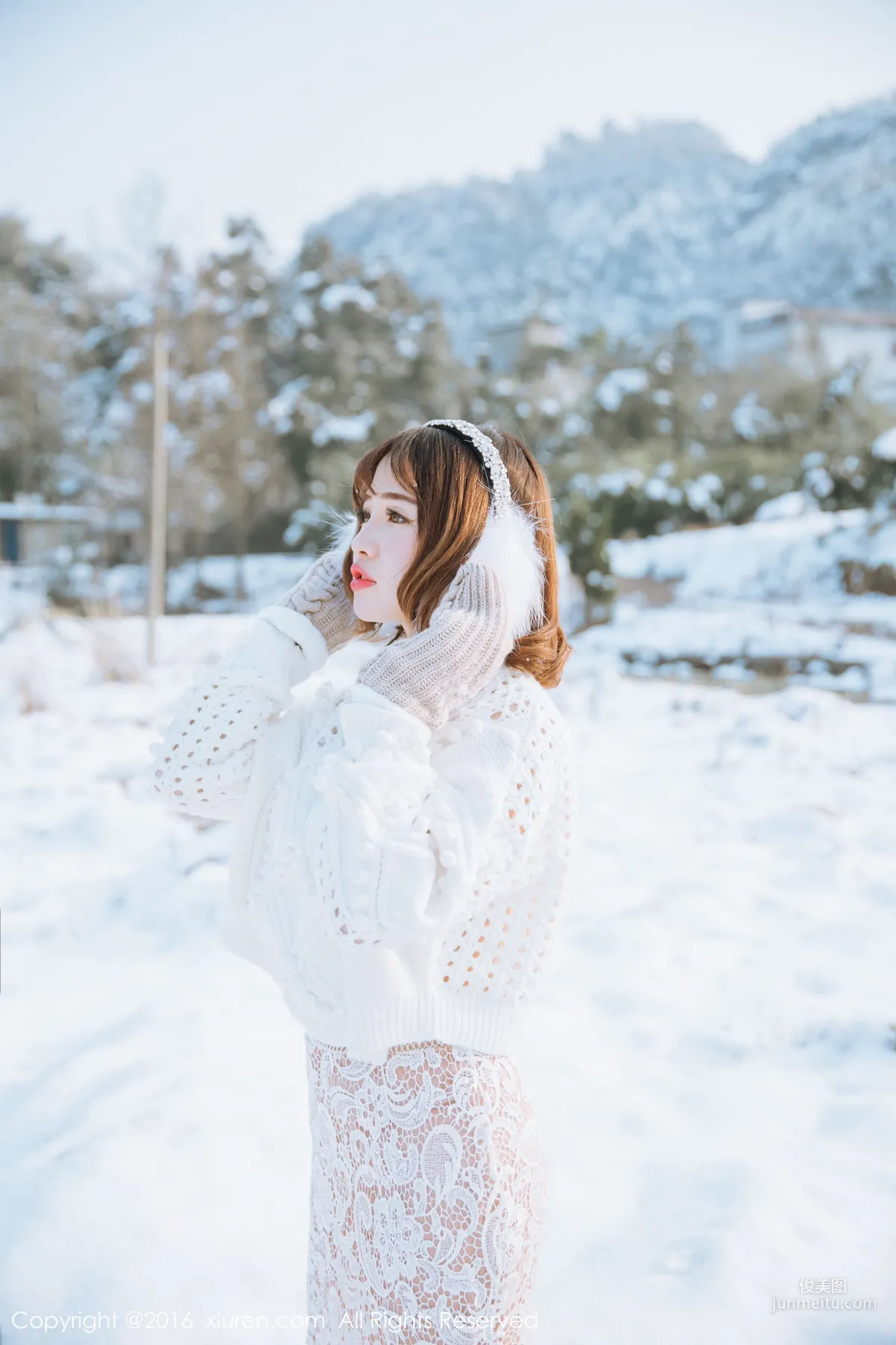徐cake《新春雪景套圖》 [秀人網XiuRen] No.484 寫真集 15