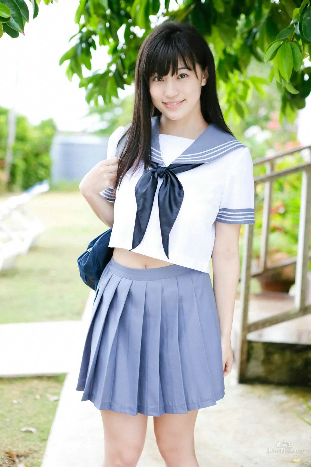 高崎聖子《ラブミー♥ボリューミー》写真集 [YS Web] Vol.6171