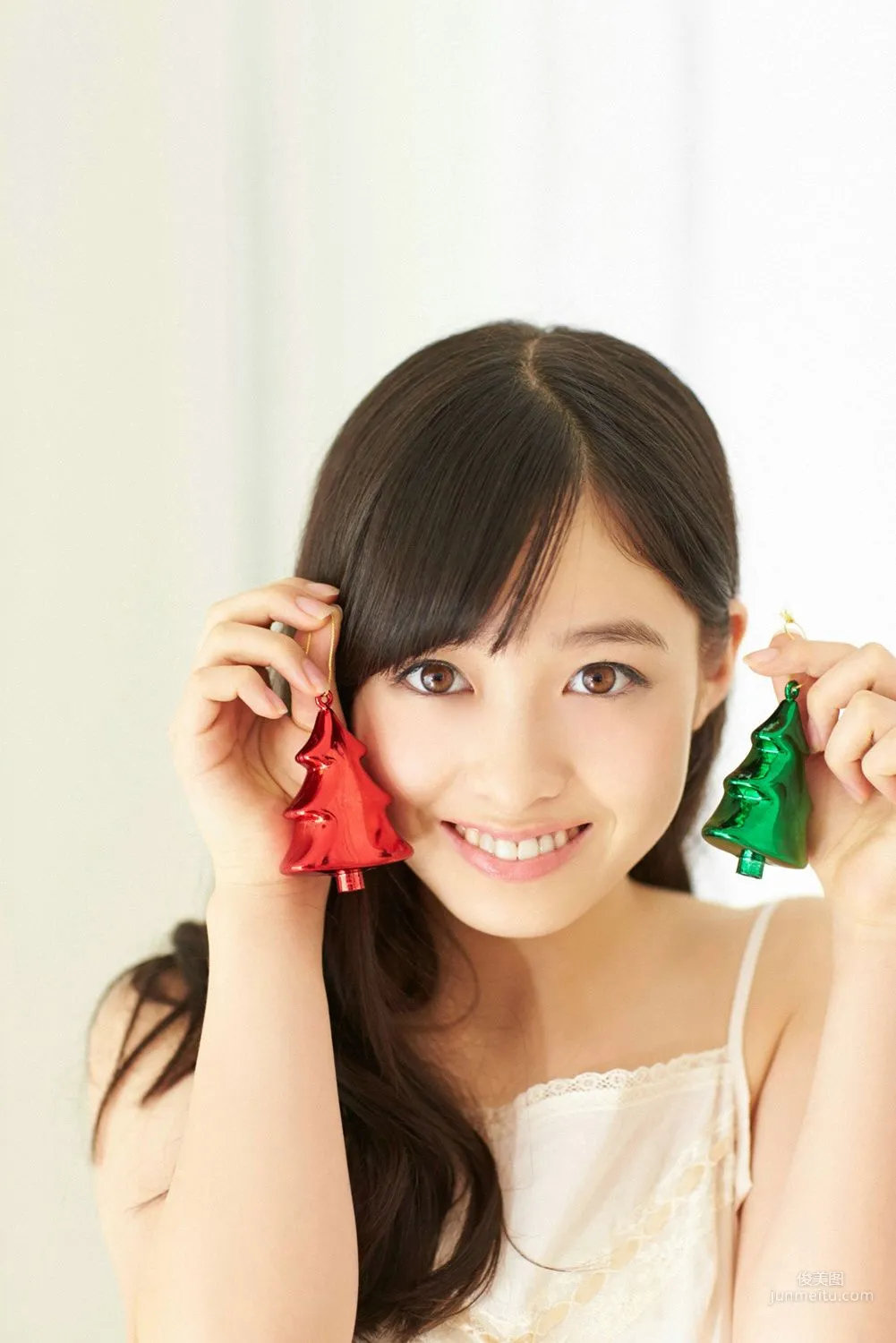 橋本環奈《天使、光臨。》寫真集 [YS Web] Vol.630 8