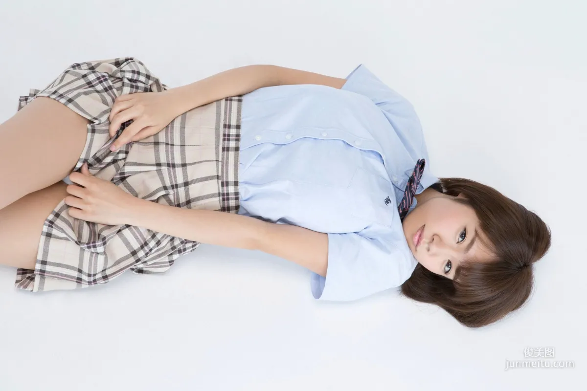 菜乃花《ABCDEFGH･･･Iカップ！ショートカット美少女入學!!》寫真集 [YS Web] Vol.656 15