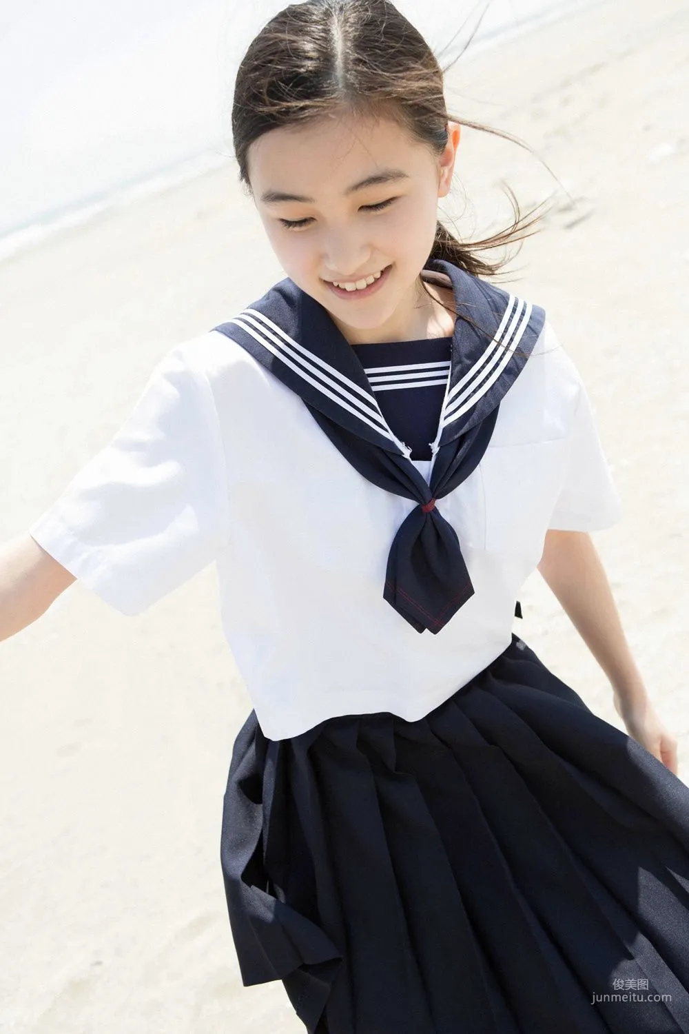 山口まゆ/山口麻友《天使の繭》寫真集 [YS Web] Vol.664 15