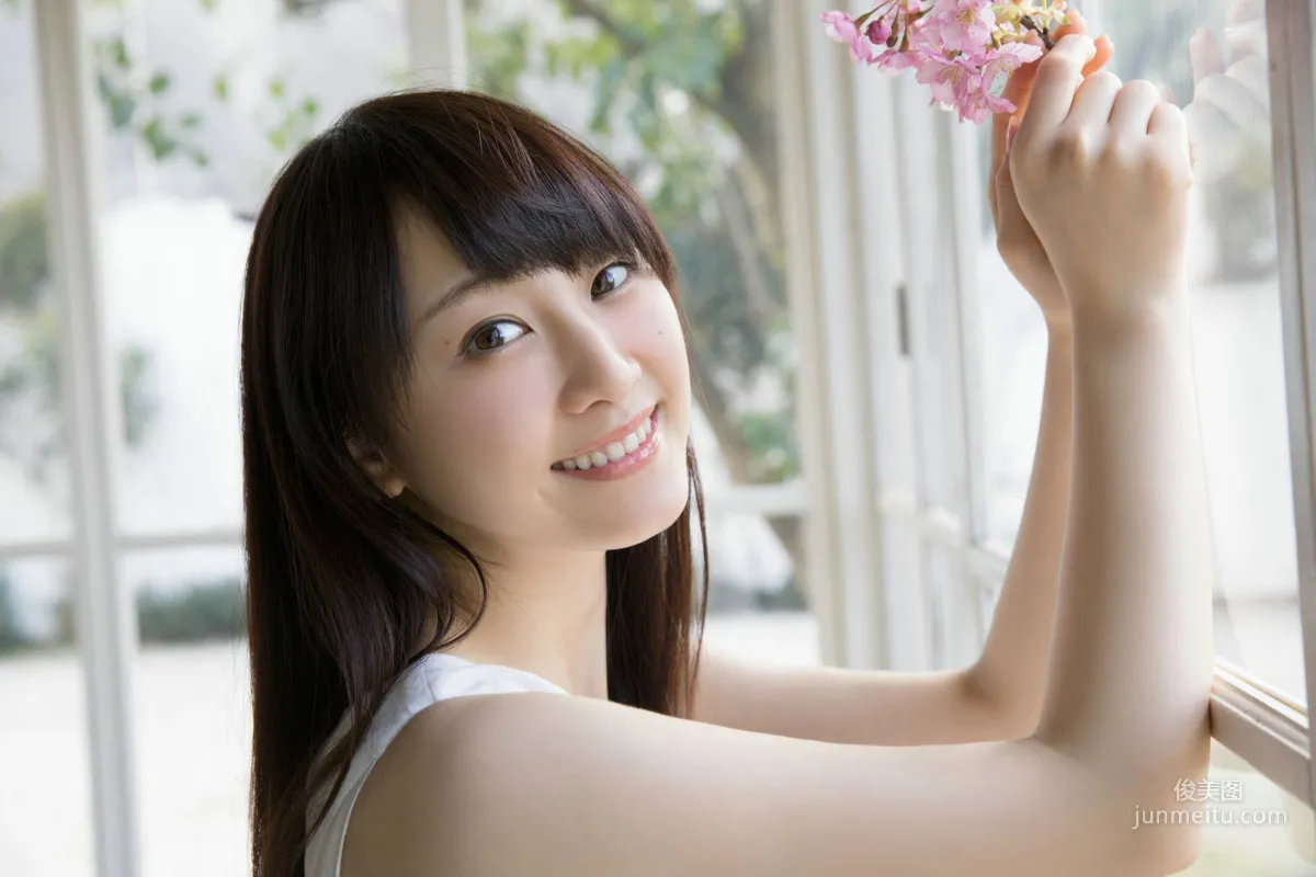 松井玲奈《春色のヒロイン》寫真集 [YS Web] Vol.645 12