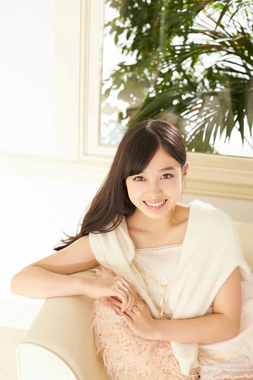 橋本環奈《天使、光臨。》寫真集 [YS Web] Vol.630 7