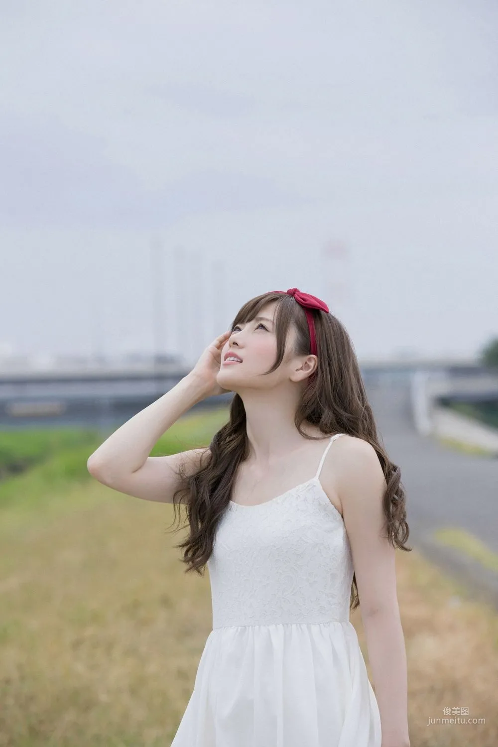 白石麻衣《エース登板!!!!!!》写真集 [YS Web] Vol.6703