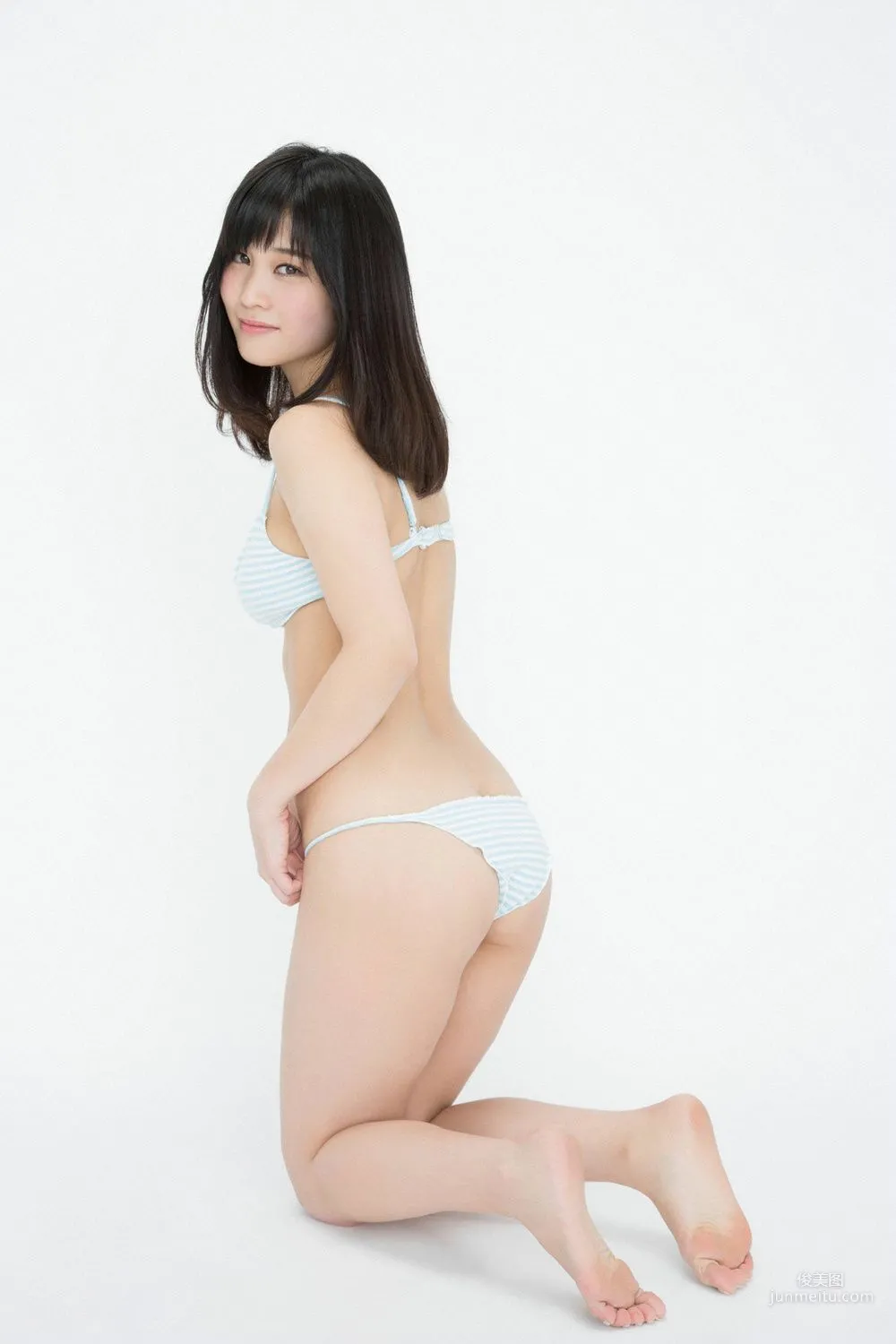 橘花凛《Hカップ、クールビューティー入学！》写真集 [YS Web] Vol.64437
