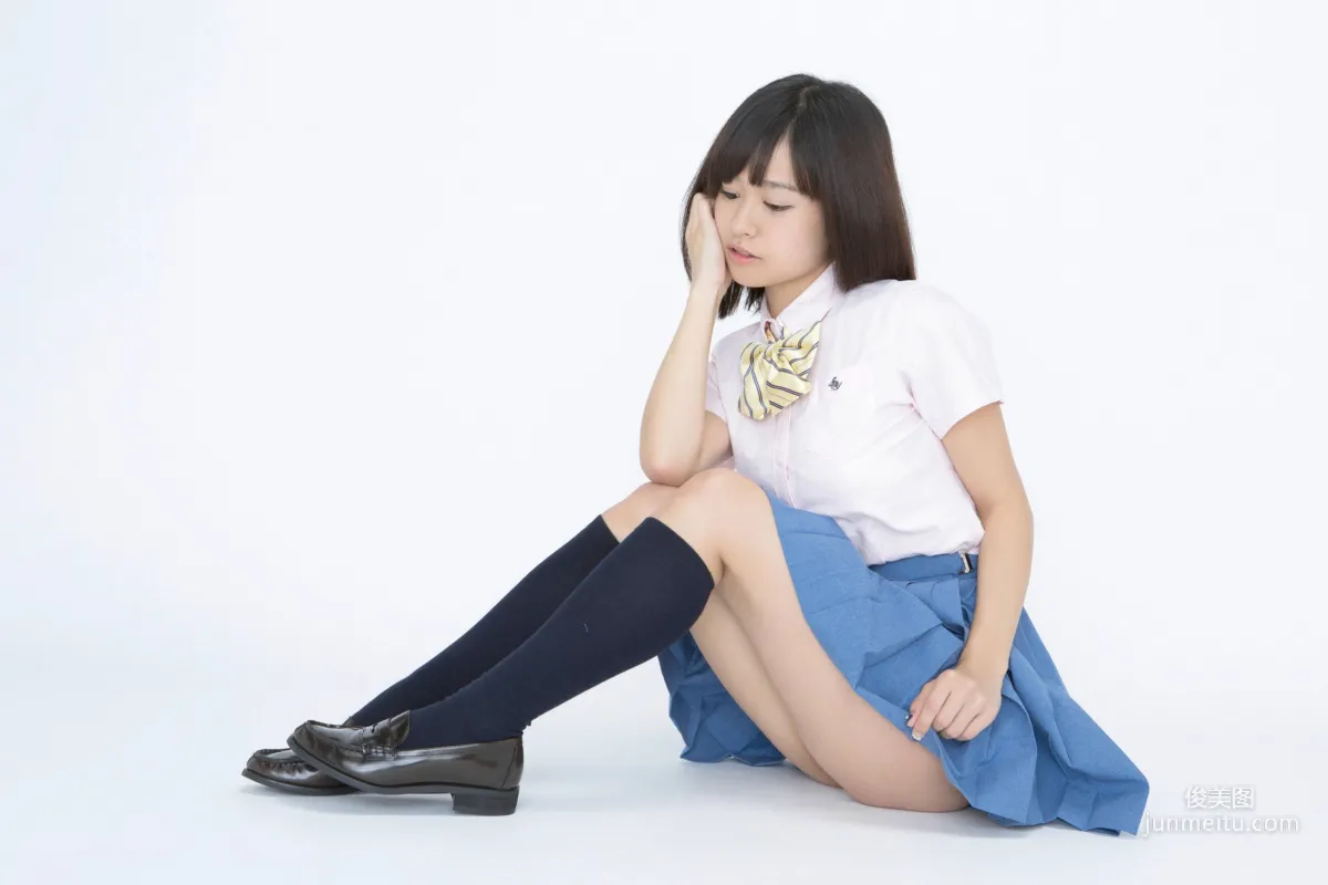 夏江美優《パッチリおめめのGショック入学!!》写真集 [YS Web] Vol.6778