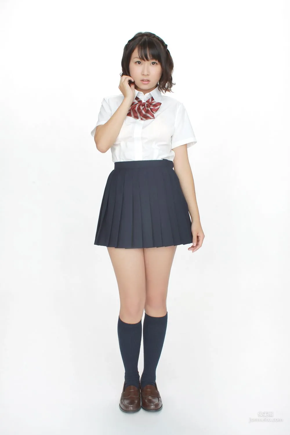 吉田ゆい《言うことナース！いやしの看護學生アイドル入學！》寫真集 [YS Web] Vol.575 1