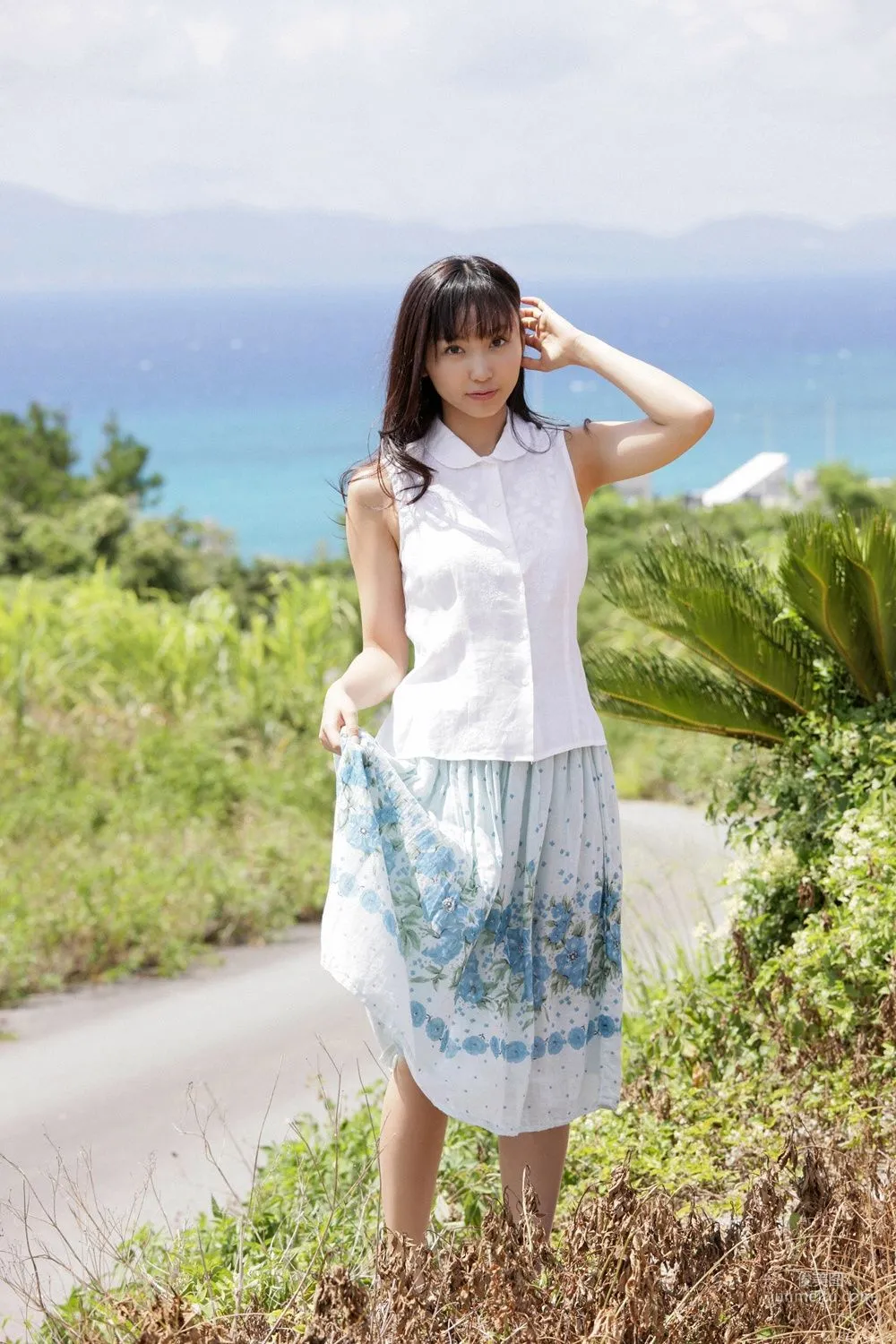 吉木りさ/吉木梨纱《ダラビァ絕對ヒロイン降臨!!》写真集 [YS Web] Vol.5271