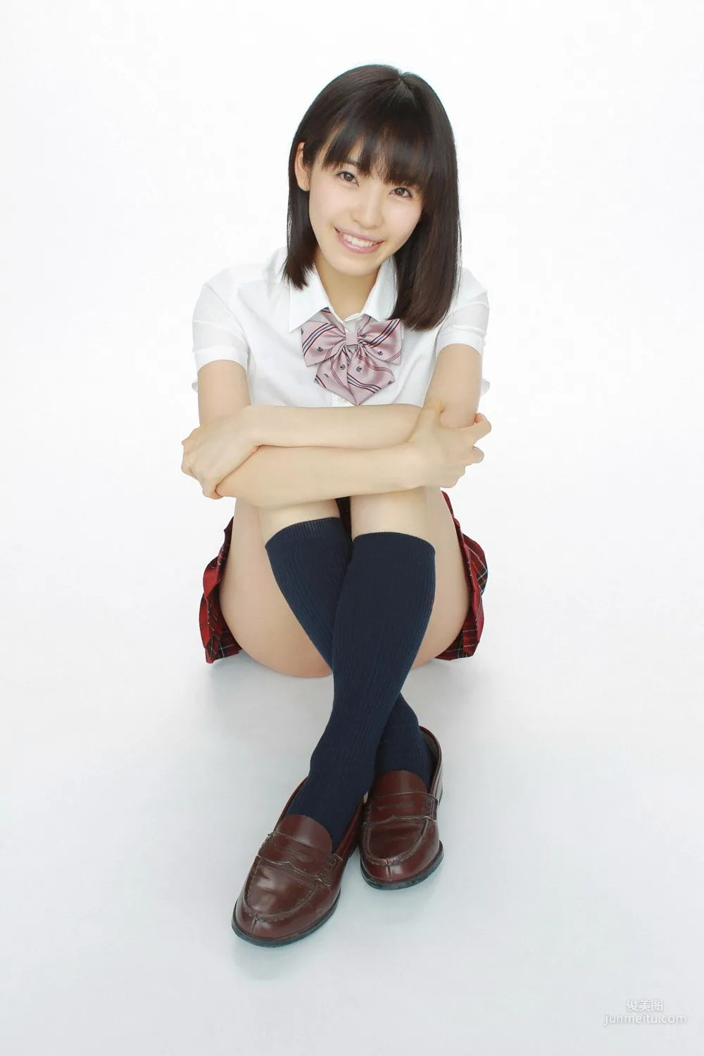 清水みさと《Fかっぷるぷる女子大生入學！》寫真集 [YS Web] Vol.567 5
