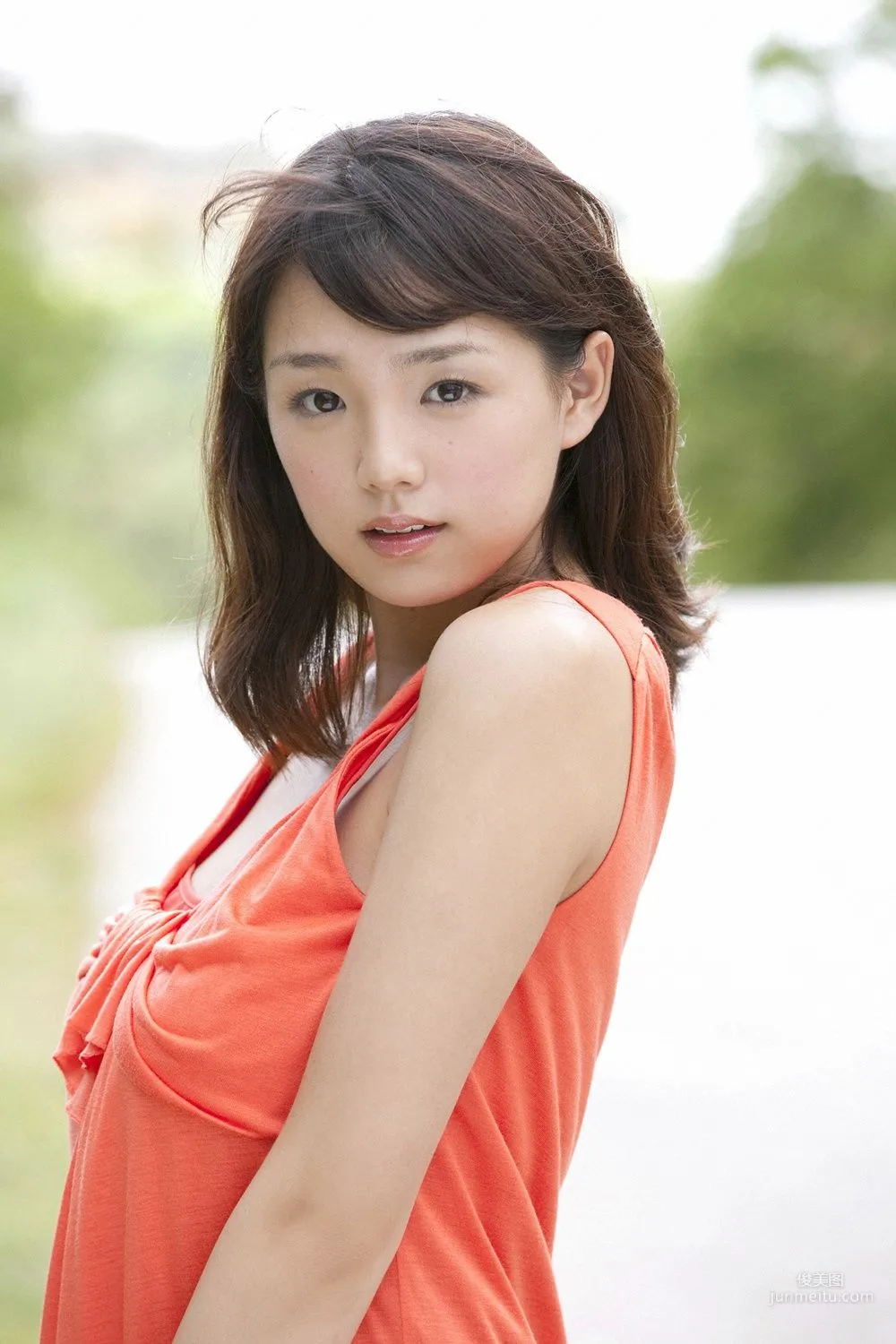 篠崎愛《らぶたんと夏休み》写真集 [YS Web] Vol.4132