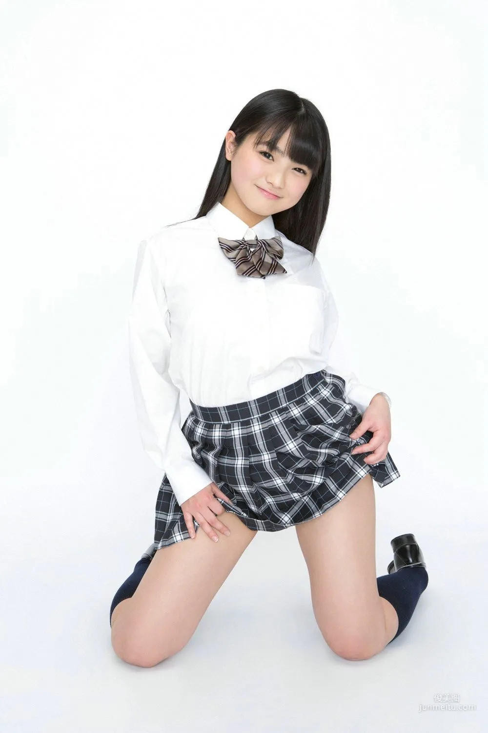片岡沙耶《童顏ボイーン少女入學》寫真集 [YS Web] Vol.600 7