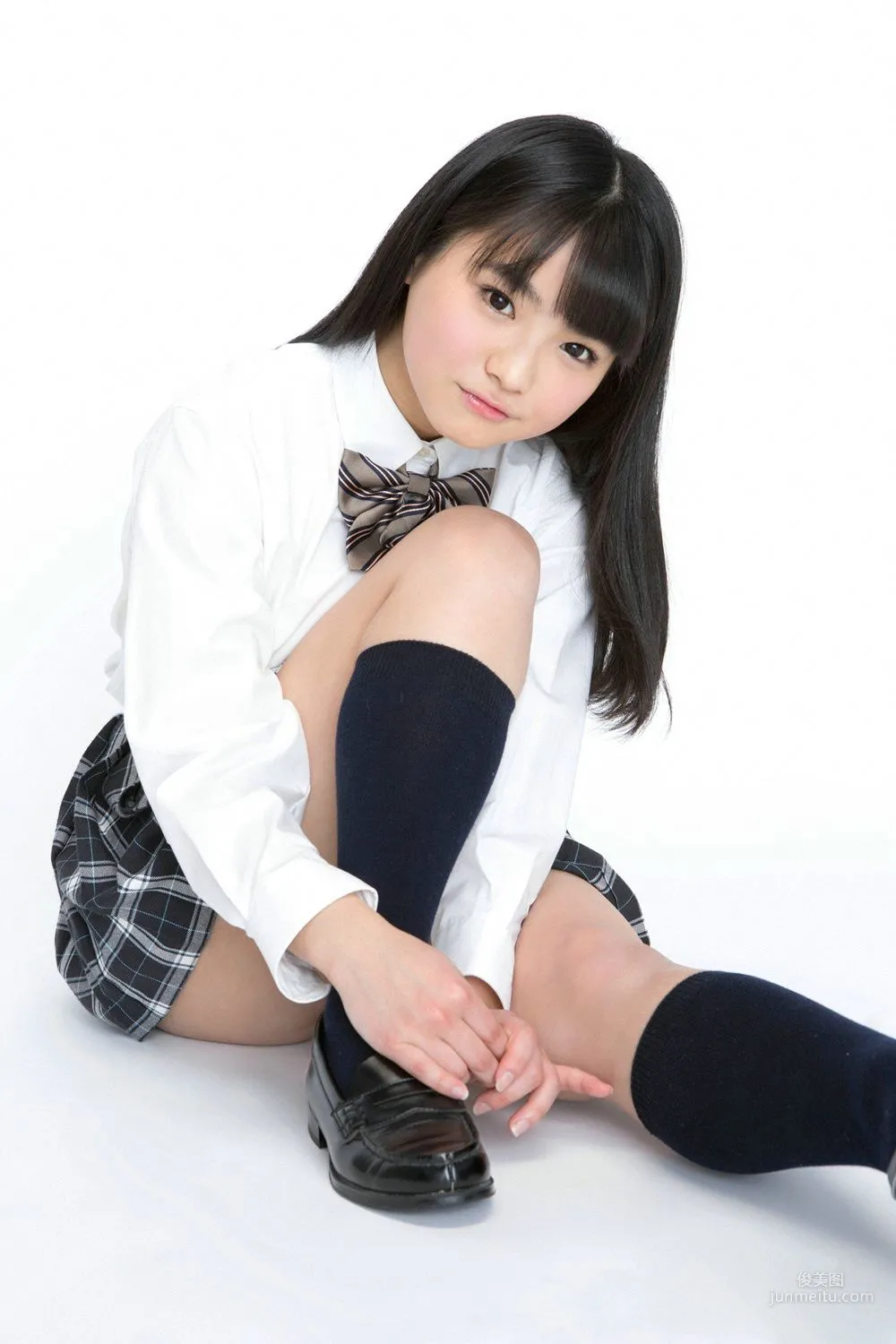片岡沙耶《童顏ボイーン少女入學》寫真集 [YS Web] Vol.600 9