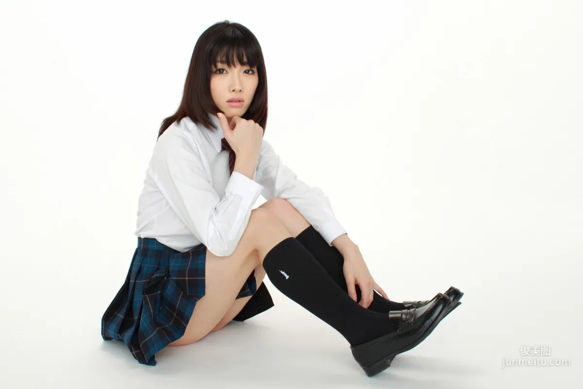 今野杏南《純情あらわ。Fカップ入學!》写真集 [YS Web] Vol.4797