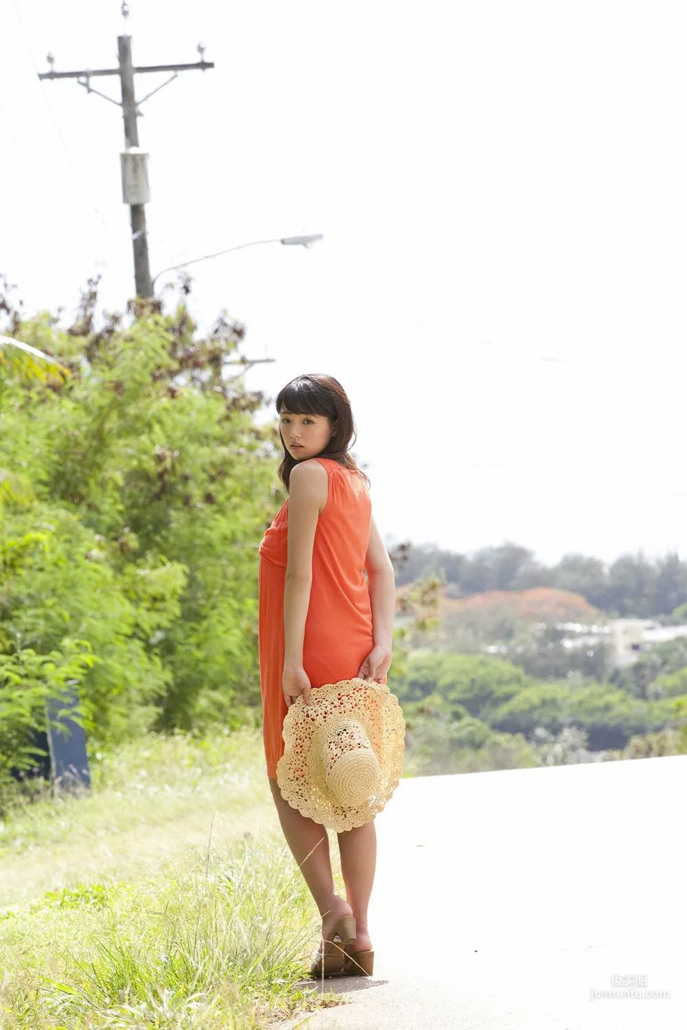 篠崎愛《らぶたんと夏休み》写真集 [YS Web] Vol.4131