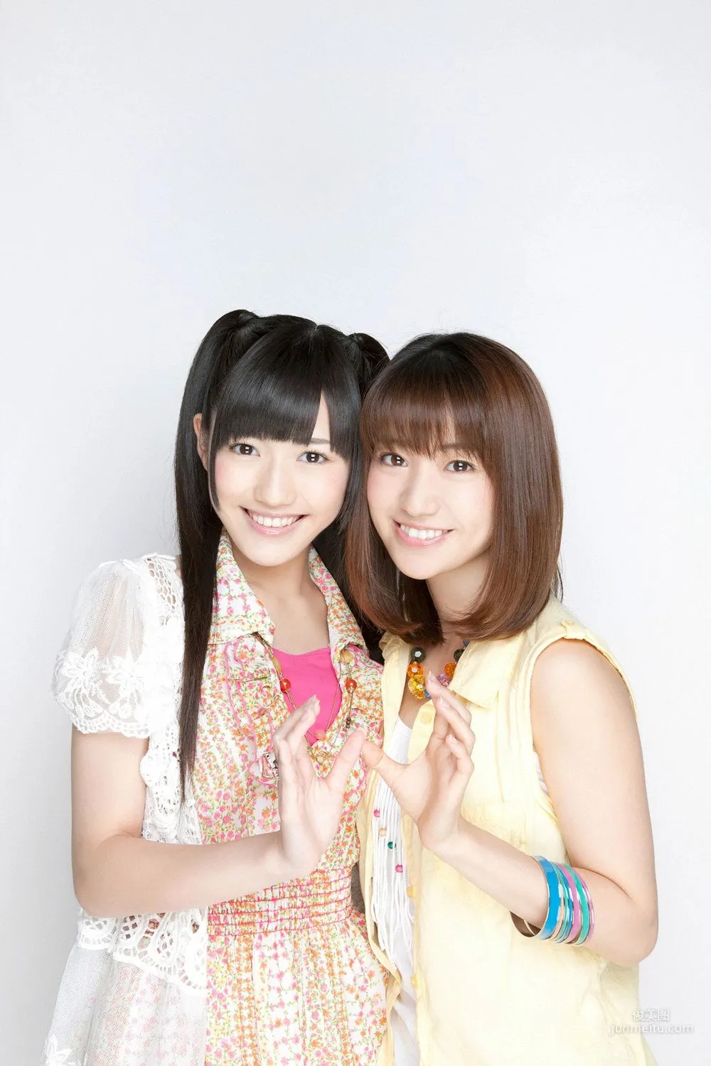 大島優子/渡辺麻友《ゆうことまゆゆのサマーバケーション》写真集 [YS Web] Vol.4353