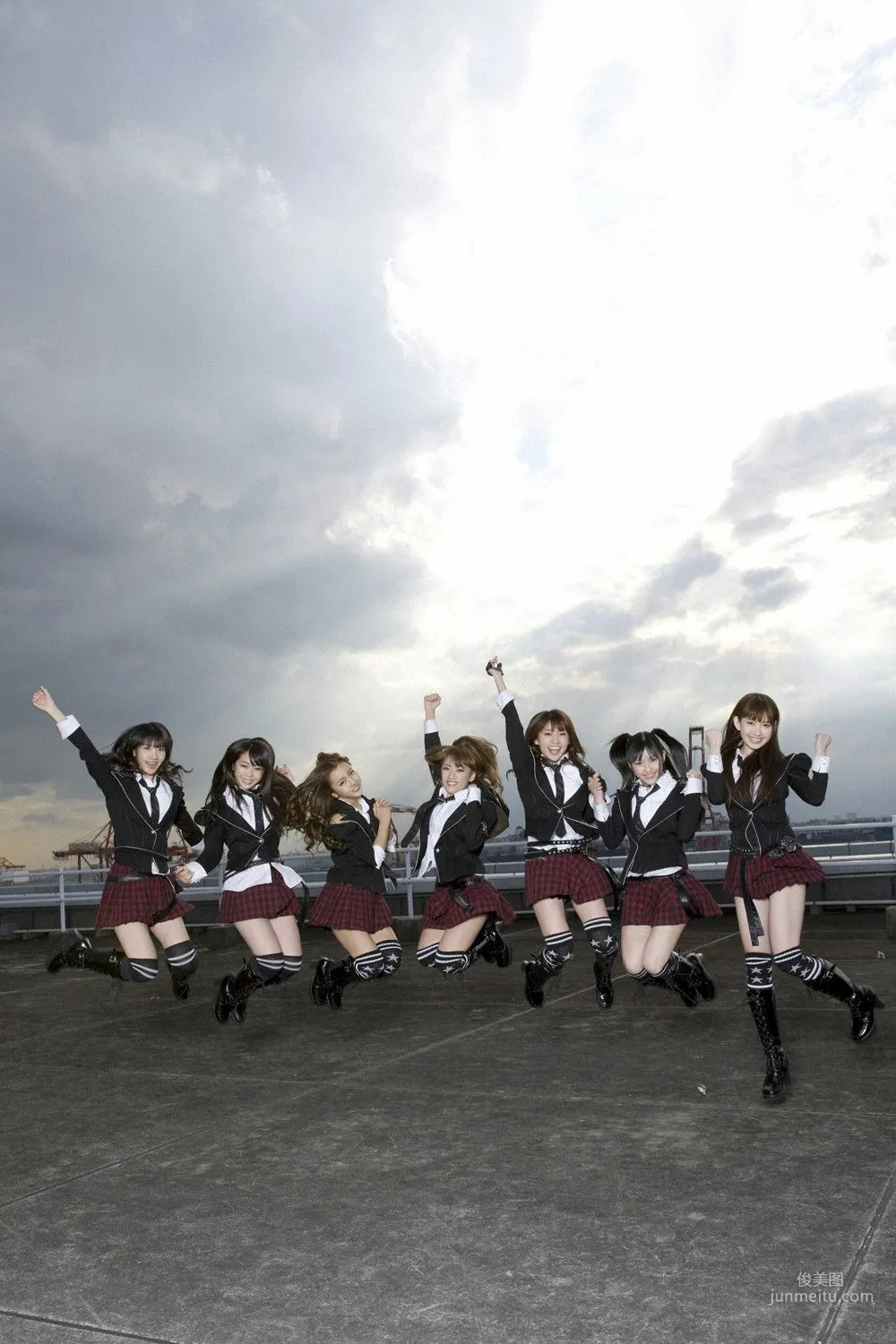 AKB48《ワンダー.バニー.パーティー》写真集 [YS Web] Vol.3974