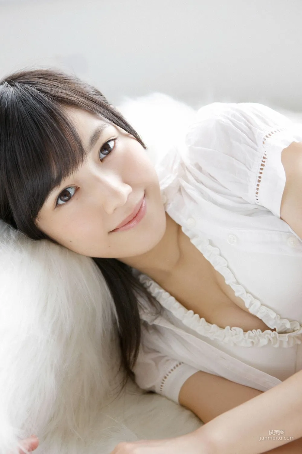 渡辺麻友《AKB48 モフモフまゆゆ》写真集 [YS Web] Vol.53120