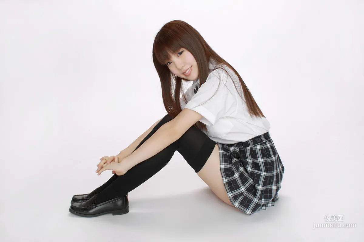 白石みずほ《B88cm!みにゃん入学!》写真集 [YS Web] Vol.5028