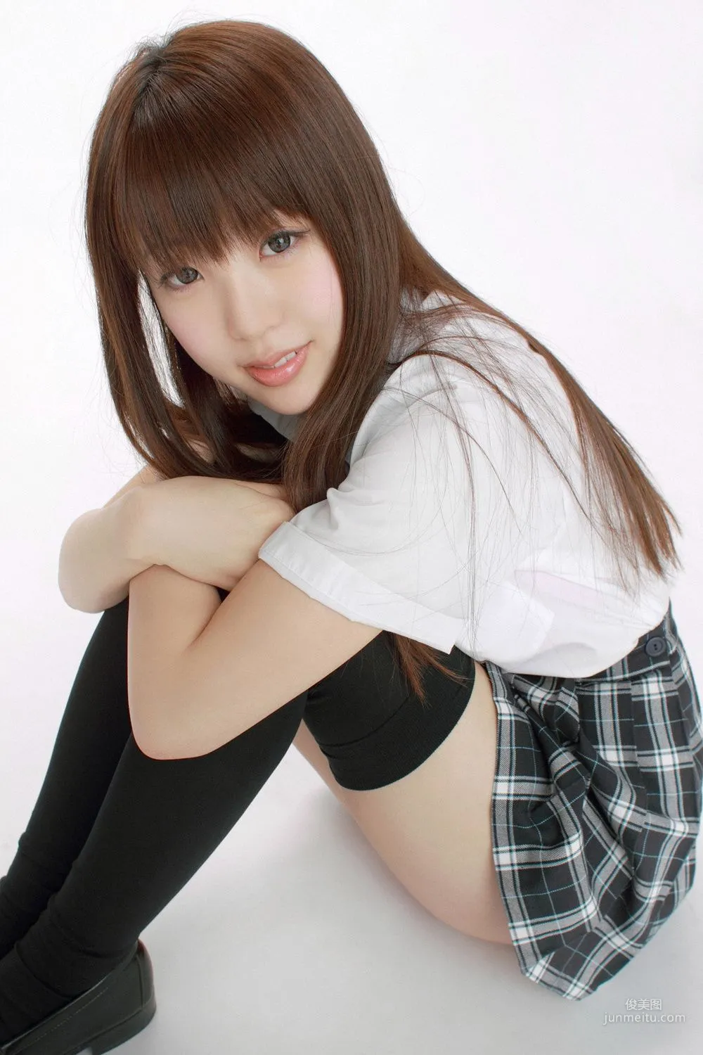 白石みずほ《B88cm!みにゃん入学!》写真集 [YS Web] Vol.5029