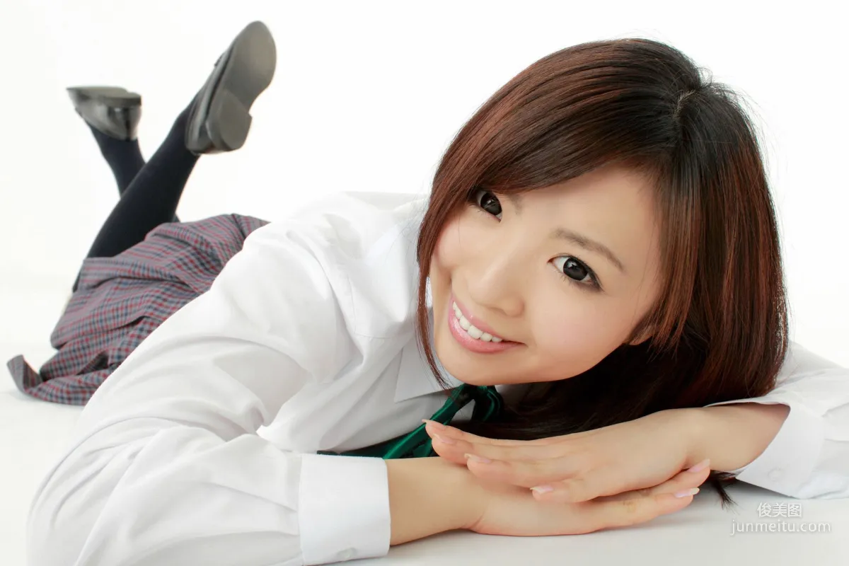 黒田萬結花《Gカップ!》寫真集 [YS Web] Vol.494 17