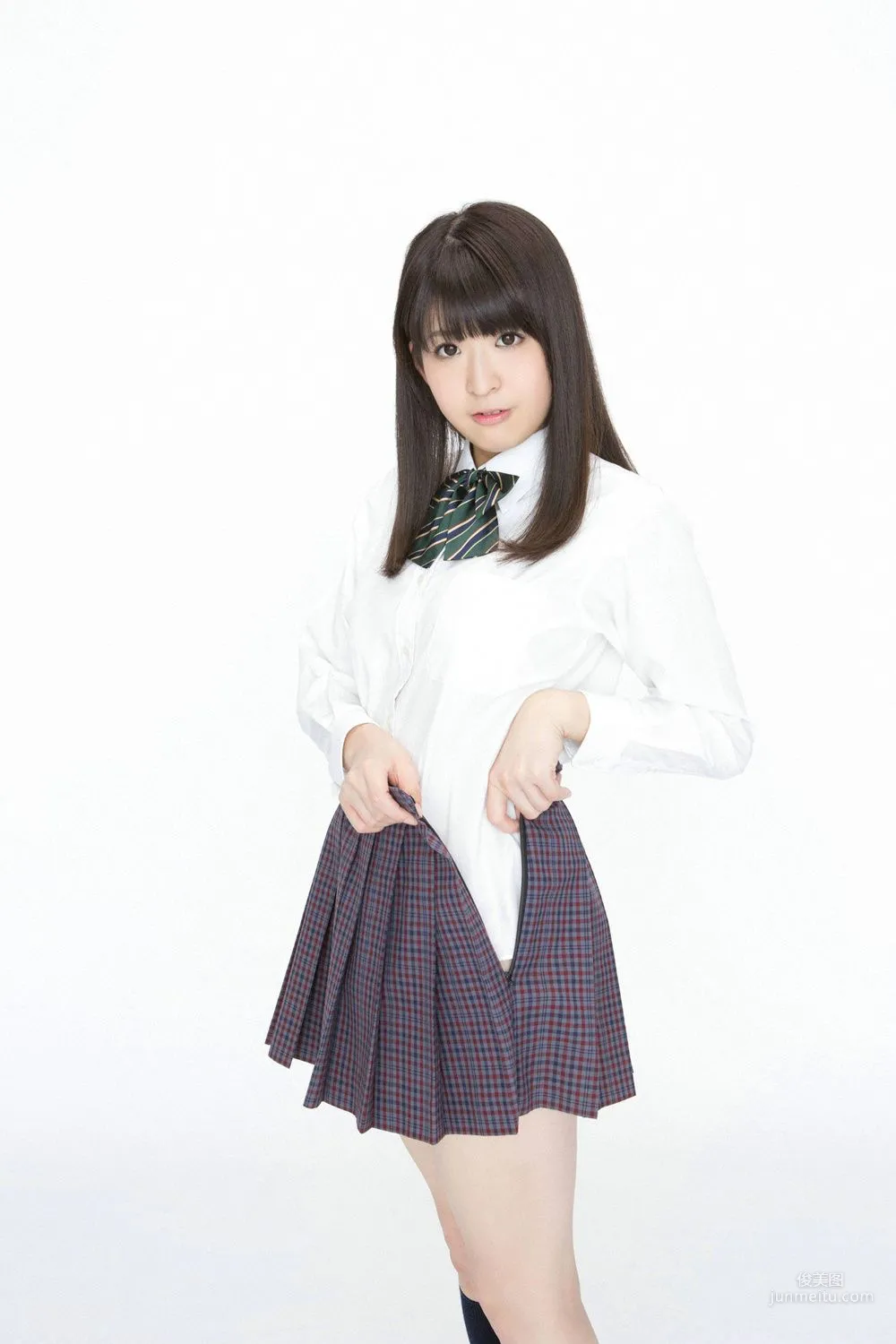 二ノ宮桃《Gカップ！現役ナースが入學！》寫真集 [YS Web] Vol.604 20