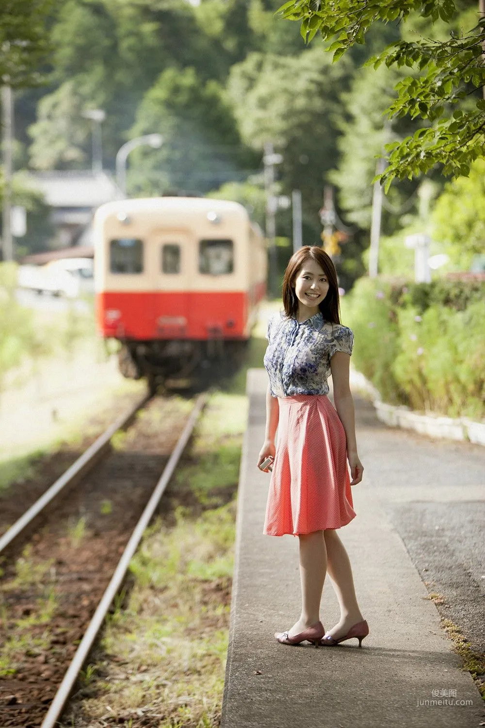 谷桃子《完熟》写真集 [YS Web] Vol.3851
