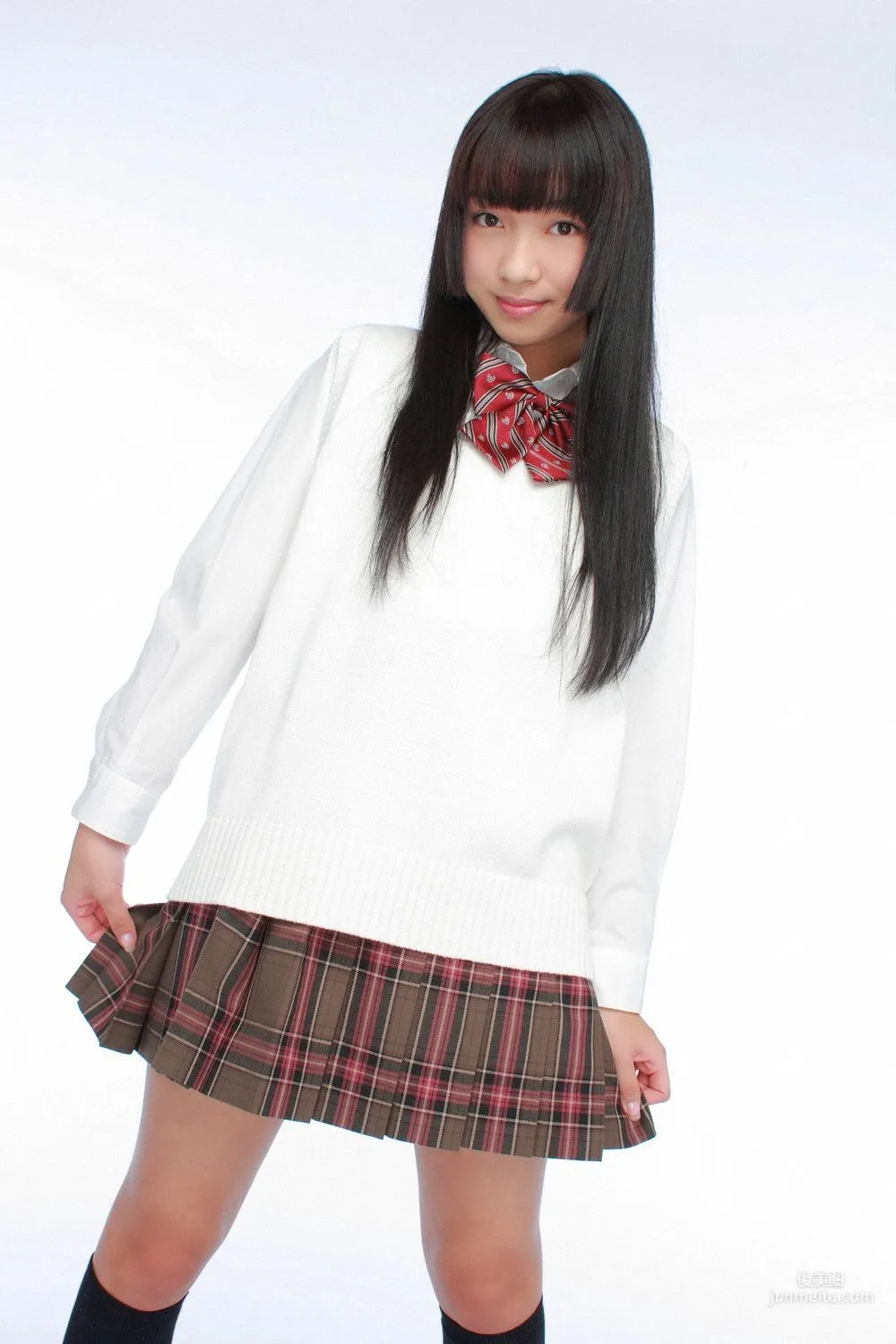 Kurumi Inoue 井上胡桃 UNDERAGE! 寫真集 [YS Web] Vol.285 4