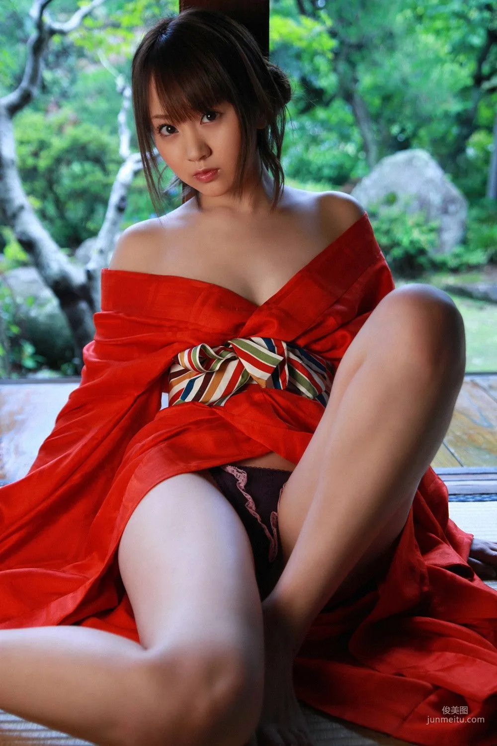 浜田翔子《禁斷の柔肌》寫真集 [YS Web] Vol.328 57