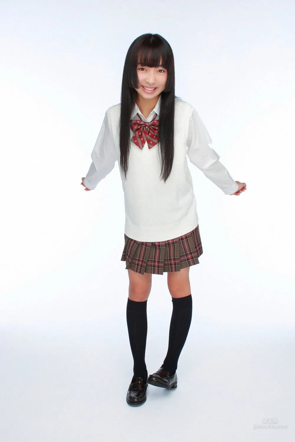 Kurumi Inoue 井上胡桃 UNDERAGE! 寫真集 [YS Web] Vol.285 2