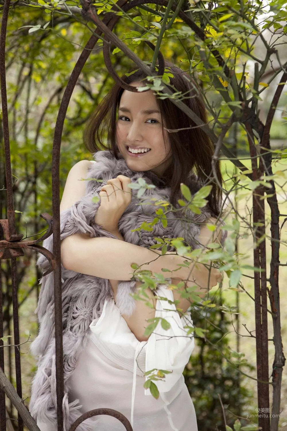 [YS Web] Vol.295 Natsuko Nagaike 永池南津子 寫真集 41