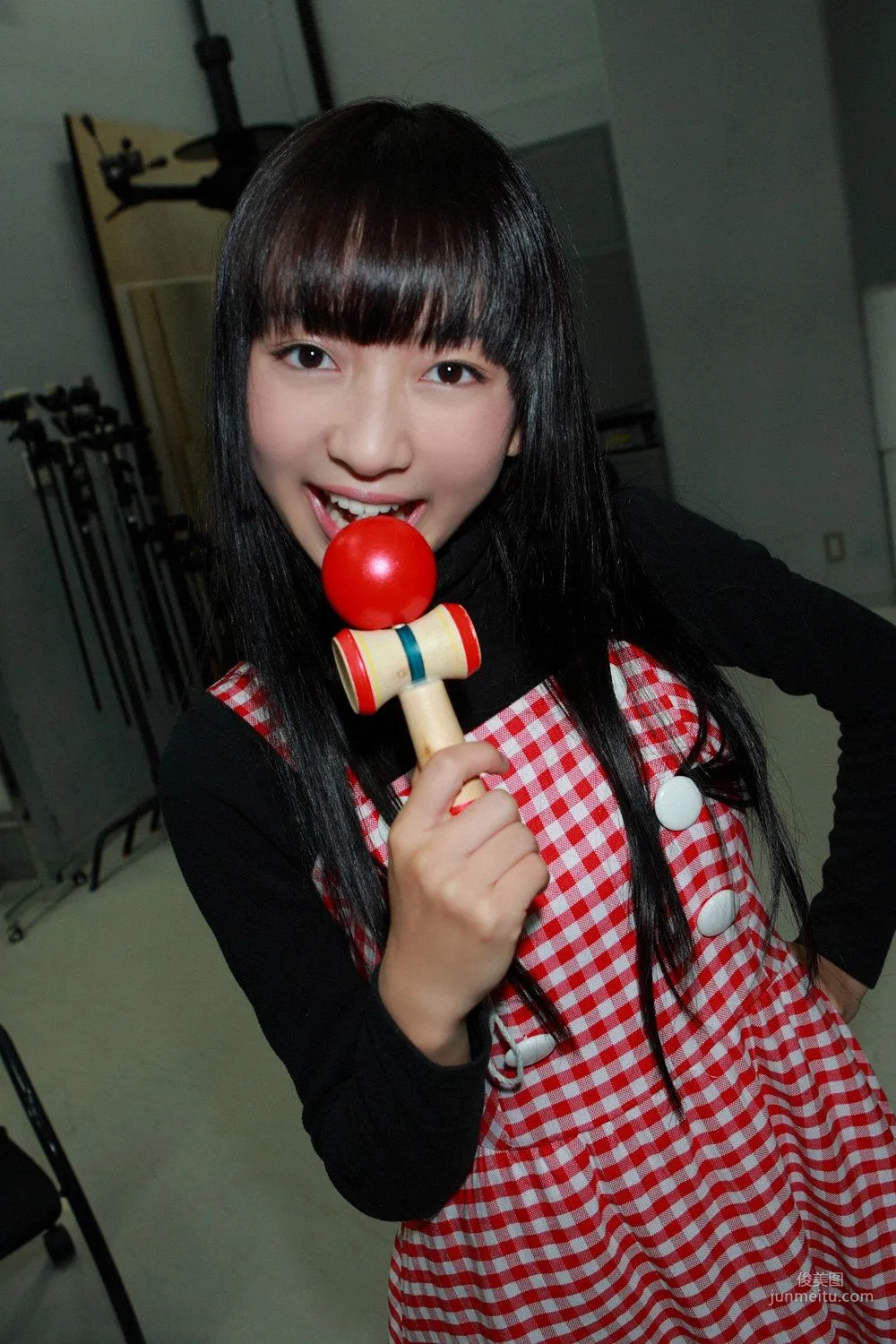 Kurumi Inoue 井上胡桃 UNDERAGE! 寫真集 [YS Web] Vol.285 18