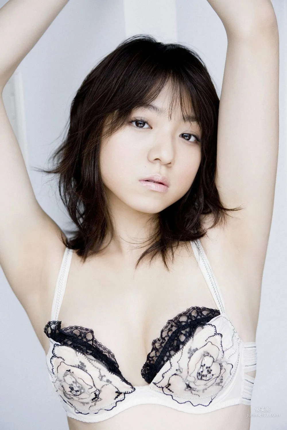 中村靜香《美少女生撮り》寫真集 [YS Web] Vol.291 57