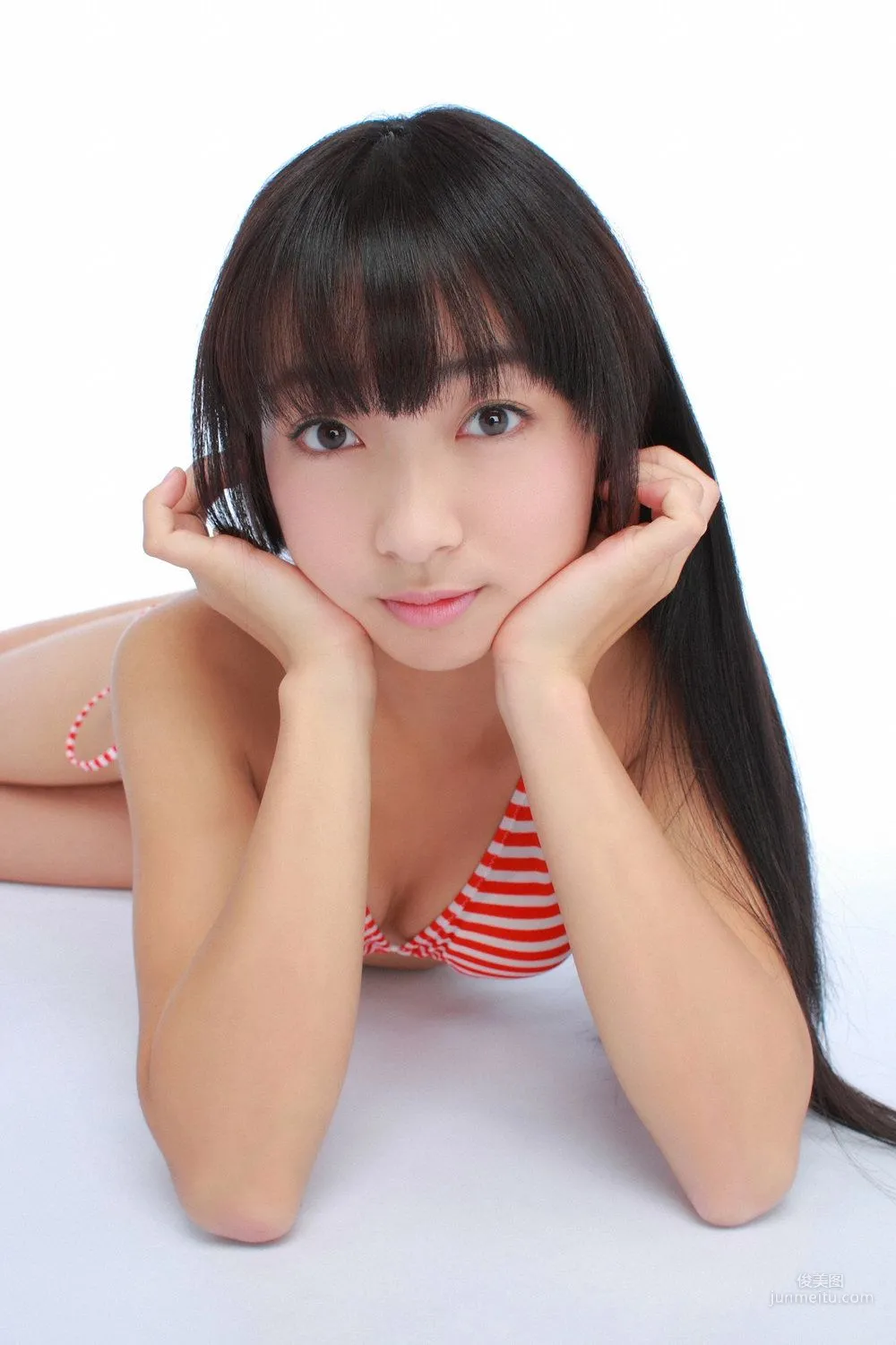 Kurumi Inoue 井上胡桃 UNDERAGE! 寫真集 [YS Web] Vol.285 45