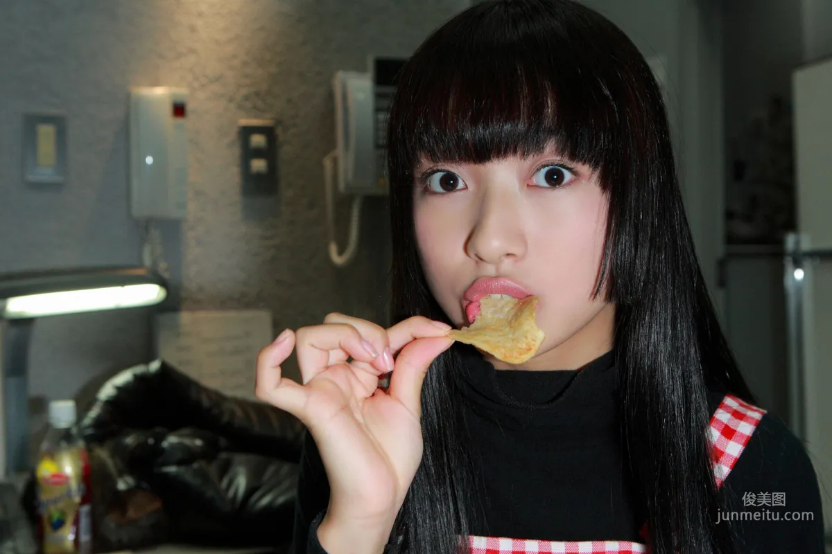 Kurumi Inoue 井上胡桃 UNDERAGE! 寫真集 [YS Web] Vol.285 11