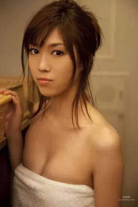 秦みずほ/秦瑞穂《SLENDER BEAUTY…魅せます!!》寫真集 [YS Web] Vol.331