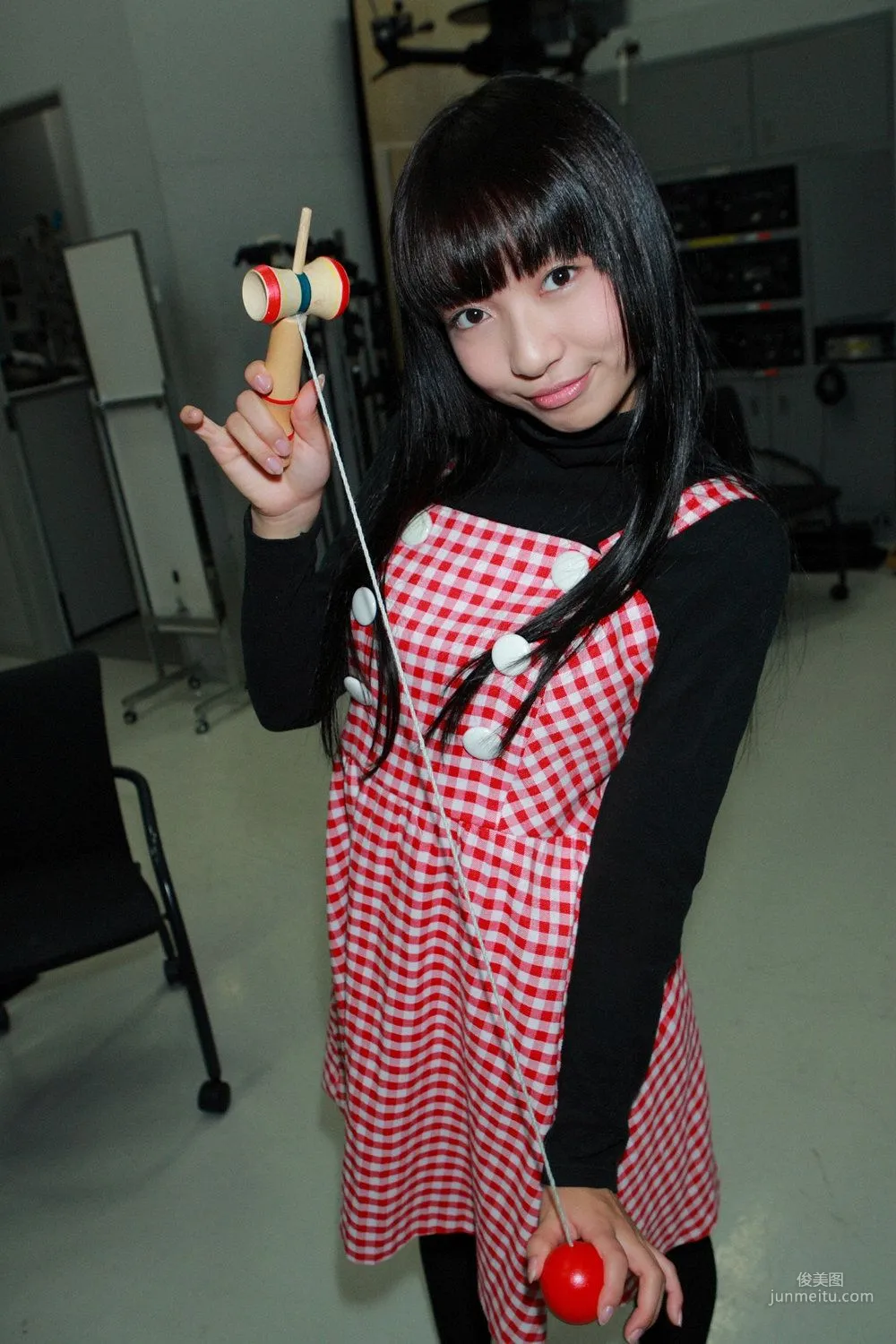Kurumi Inoue 井上胡桃 UNDERAGE! 寫真集 [YS Web] Vol.285 17