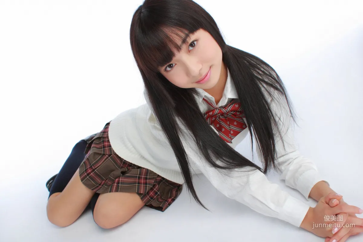 Kurumi Inoue 井上胡桃 UNDERAGE! 寫真集 [YS Web] Vol.285 25