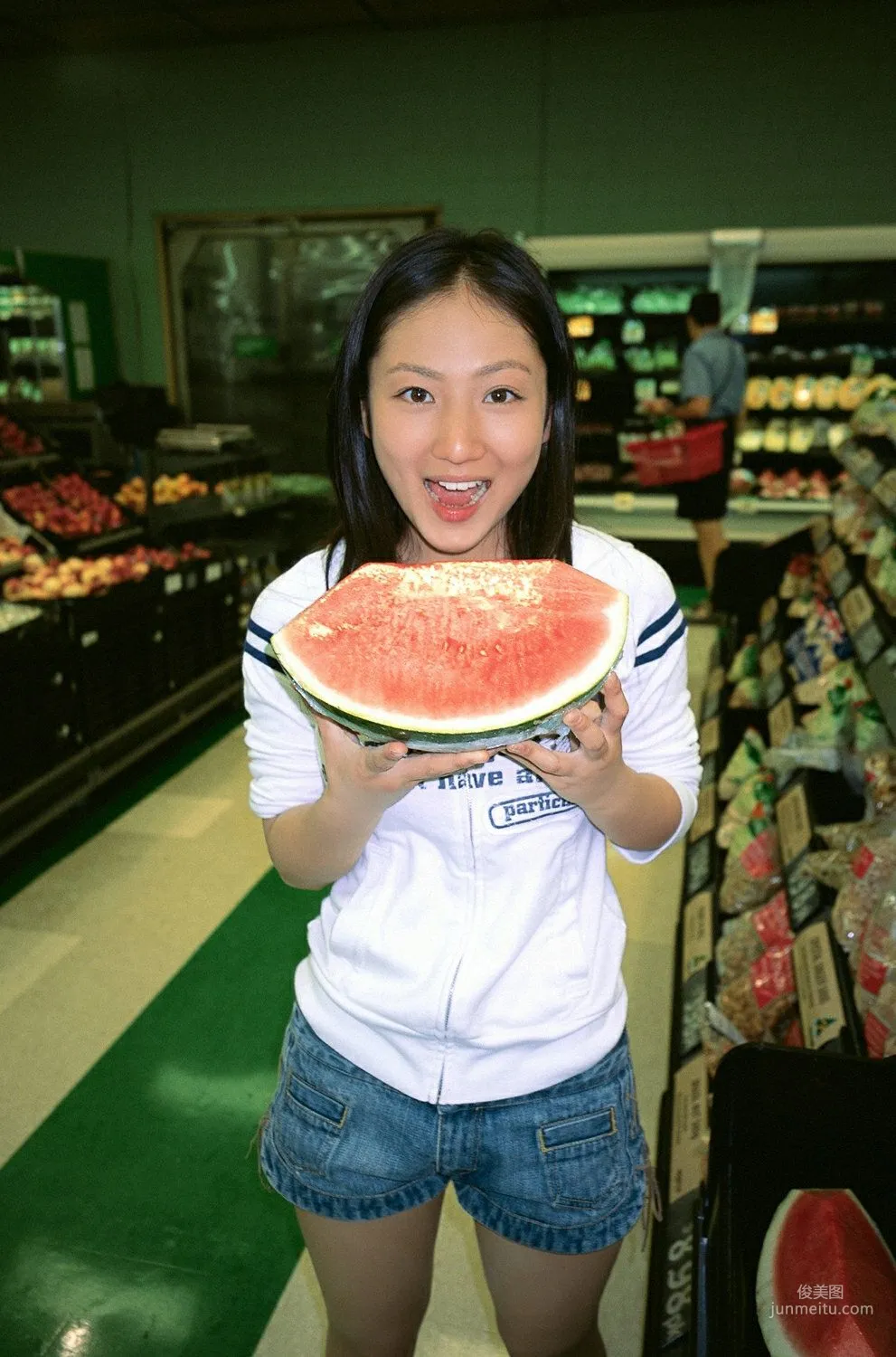 入江紗綾《Road~旅立ち~》写真集 [YS Web] Vol.27383
