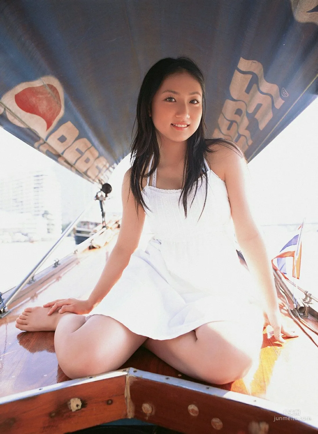 入江紗綾《Road~旅立ち~》写真集 [YS Web] Vol.26943