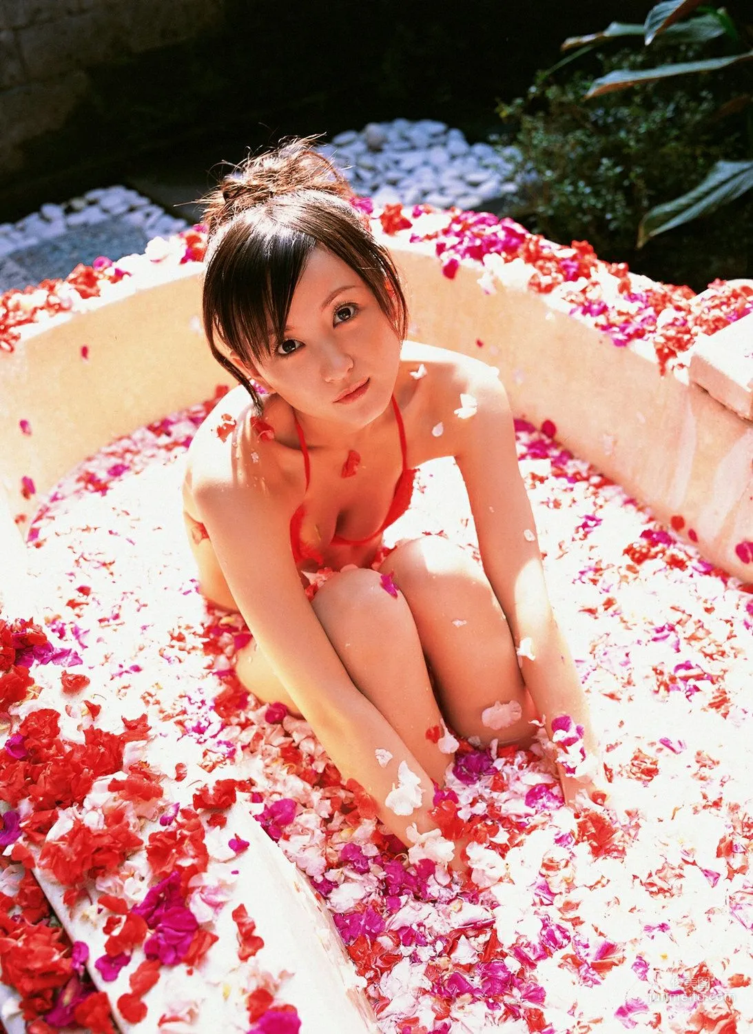 [YS Web] Vol.250 Ayaka Komatsu 小松彩夏 写真集1